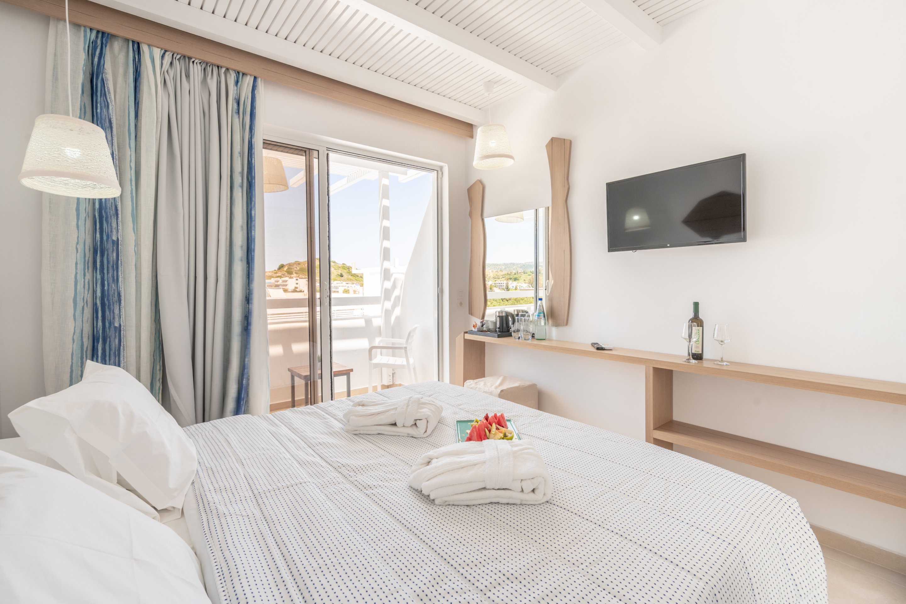 Double or Twin Deluxe