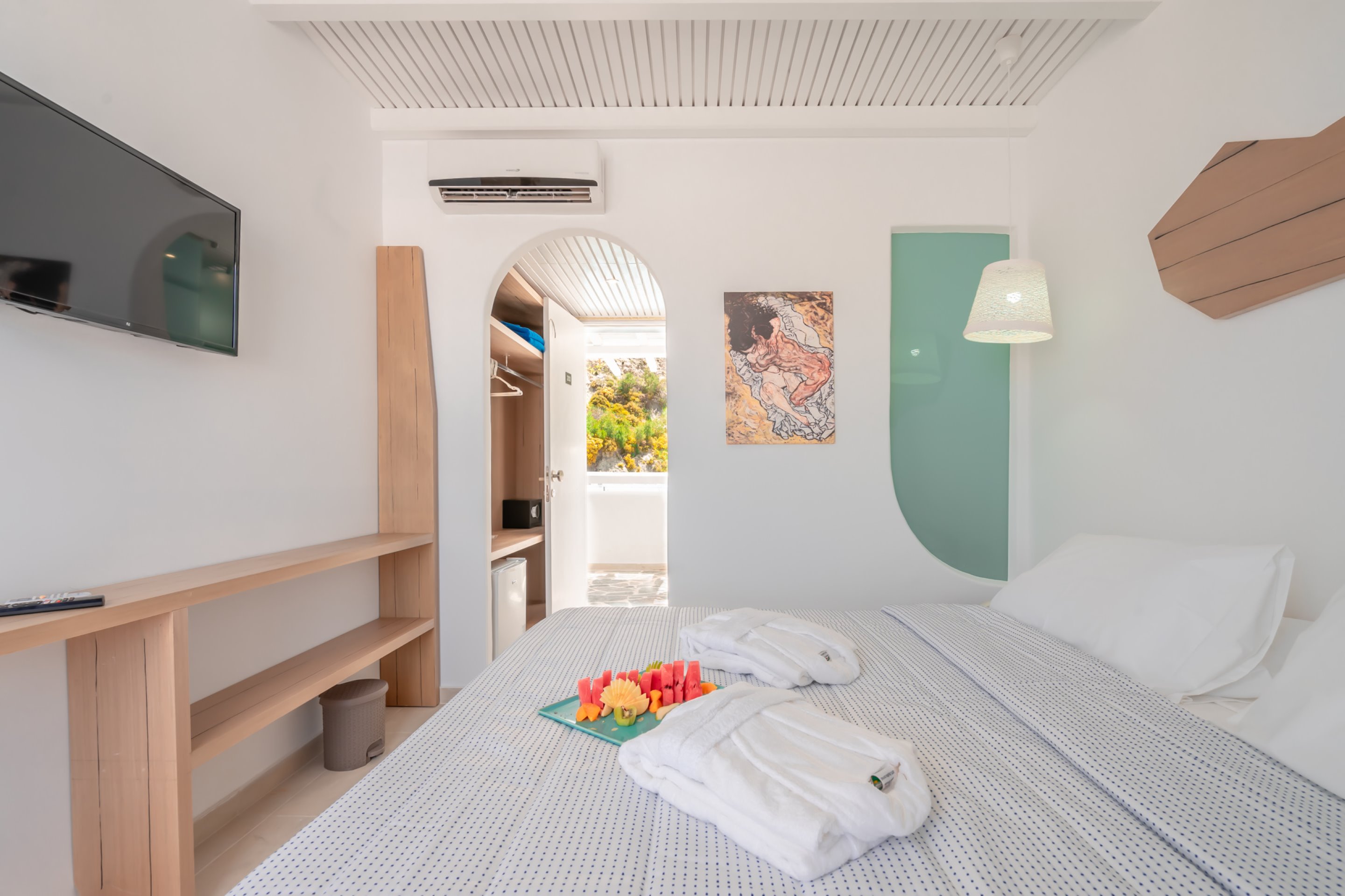 Double or Twin Deluxe