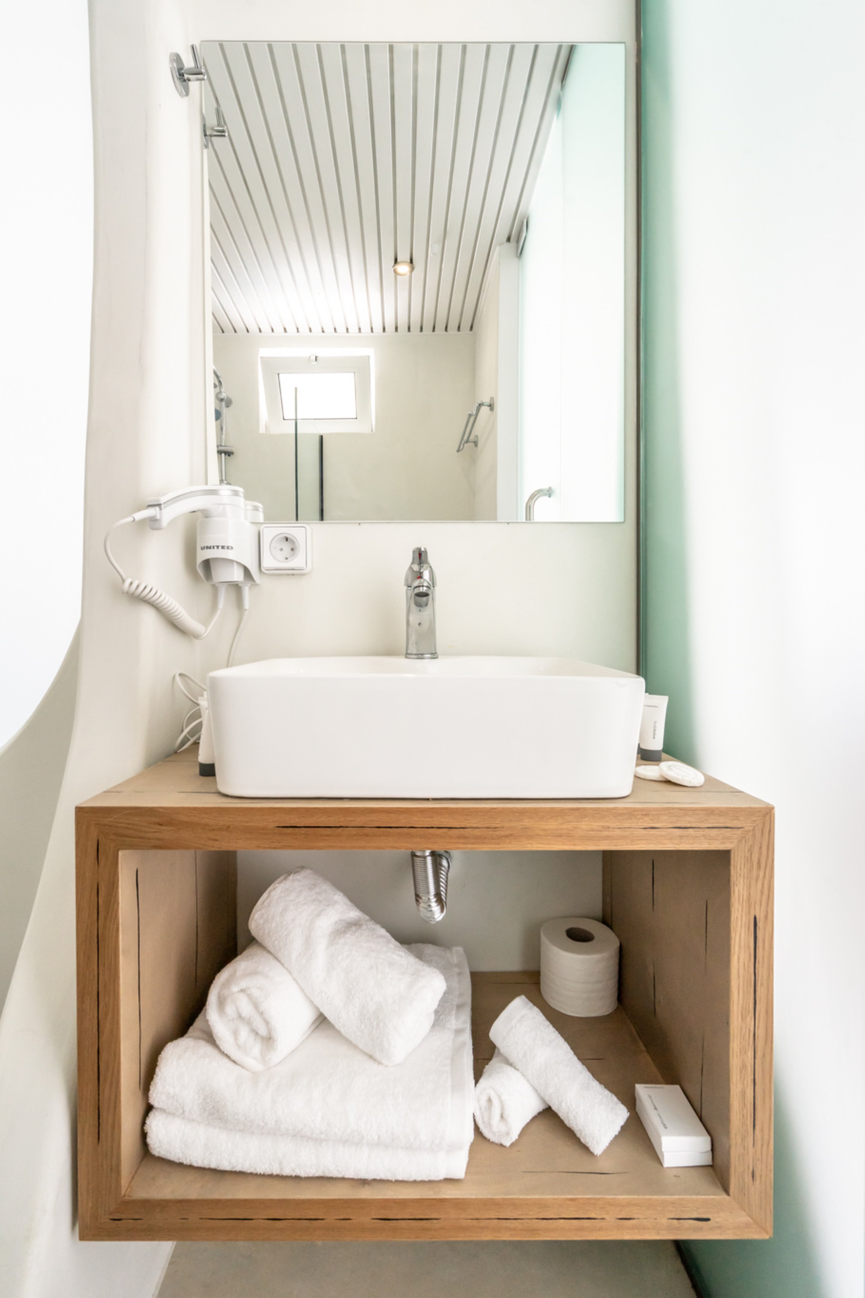 Double or Twin Deluxe