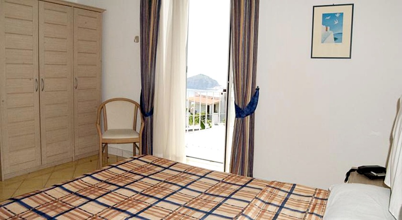 Double or Twin Sea View