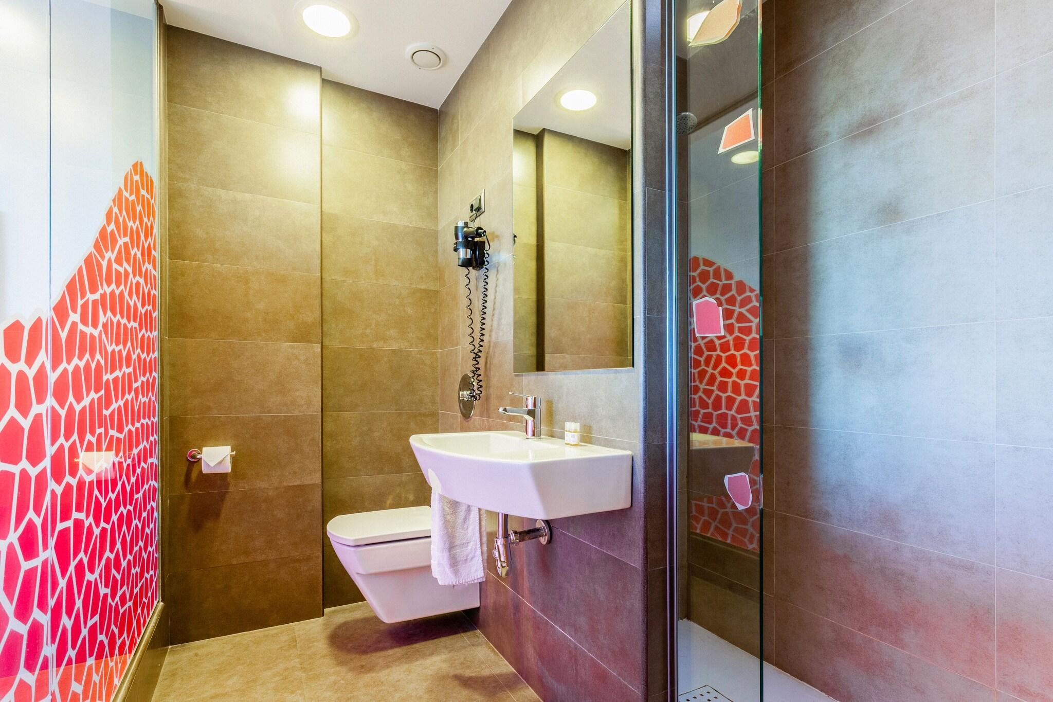 Double Single Superior with Double Bed