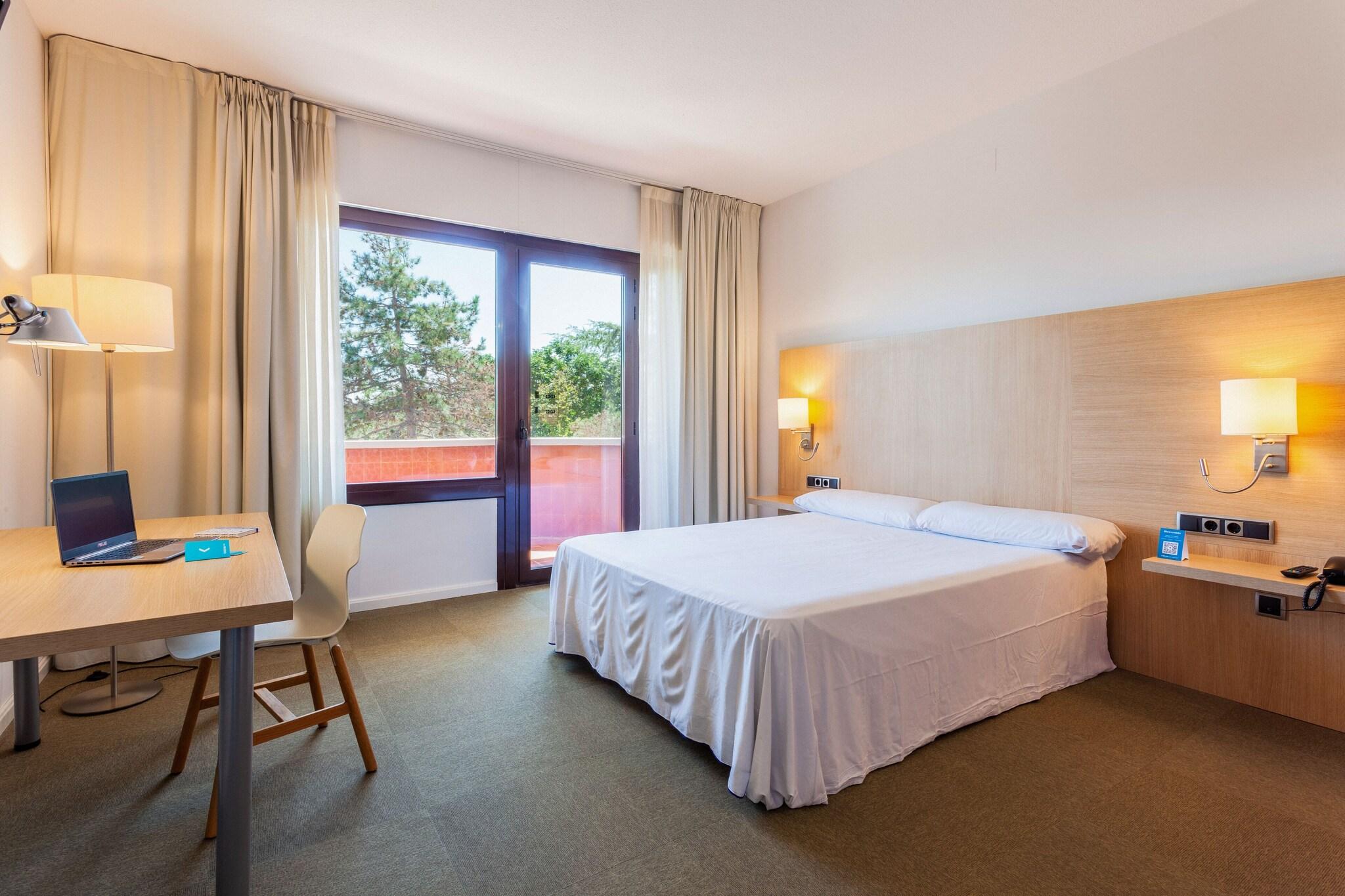 Double Single Superior with Double Bed