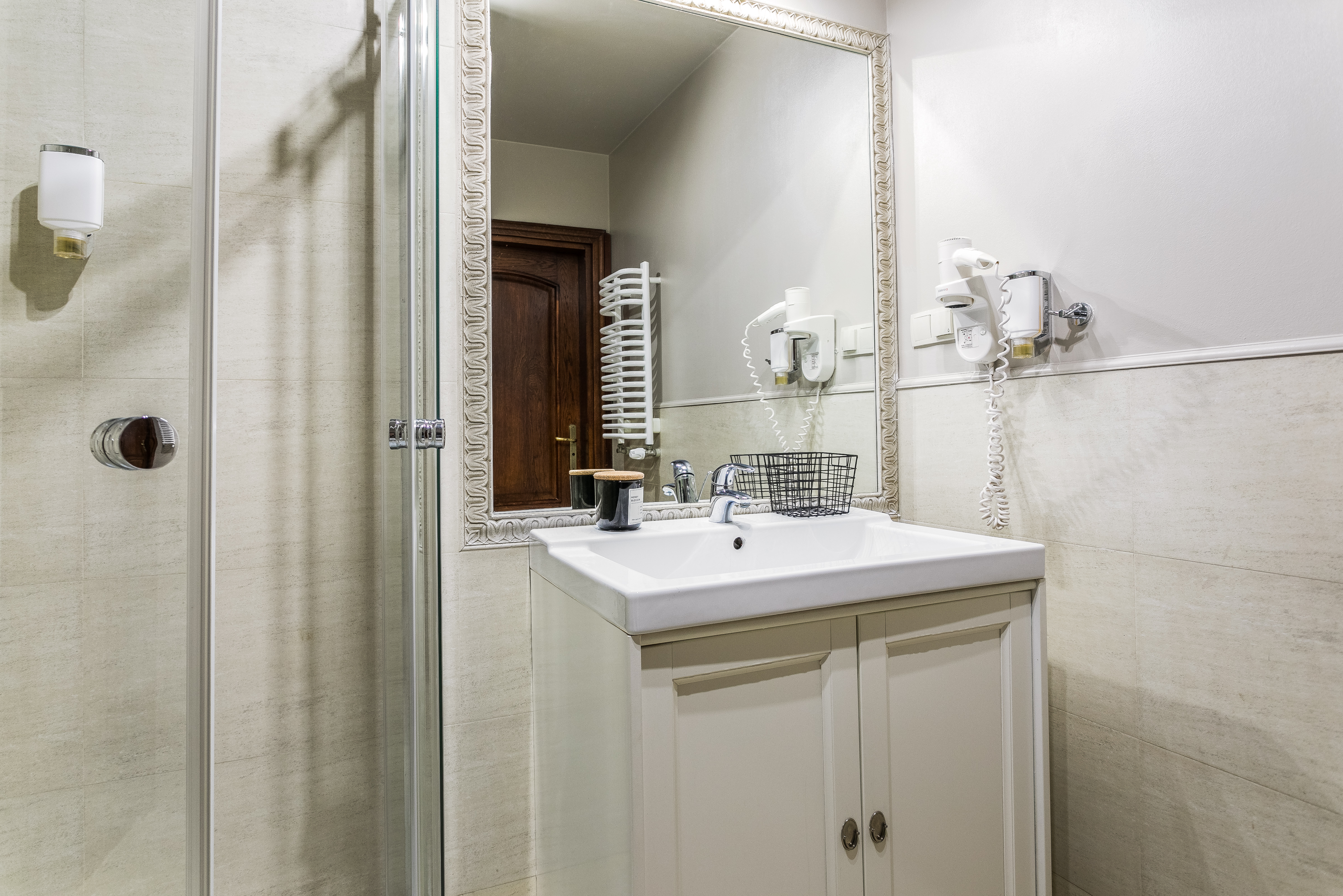 Double or Twin Superior