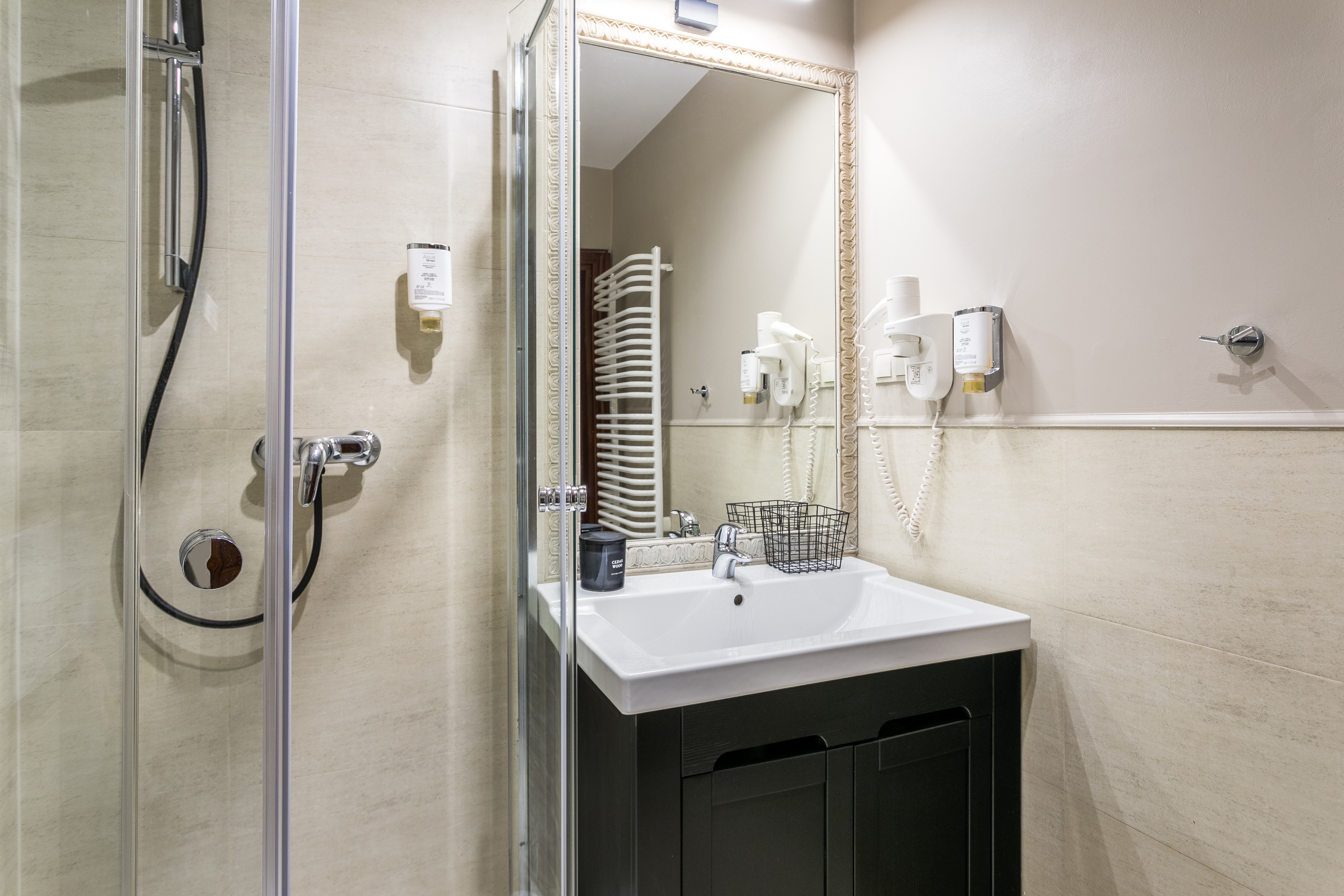 Double or Twin Superior