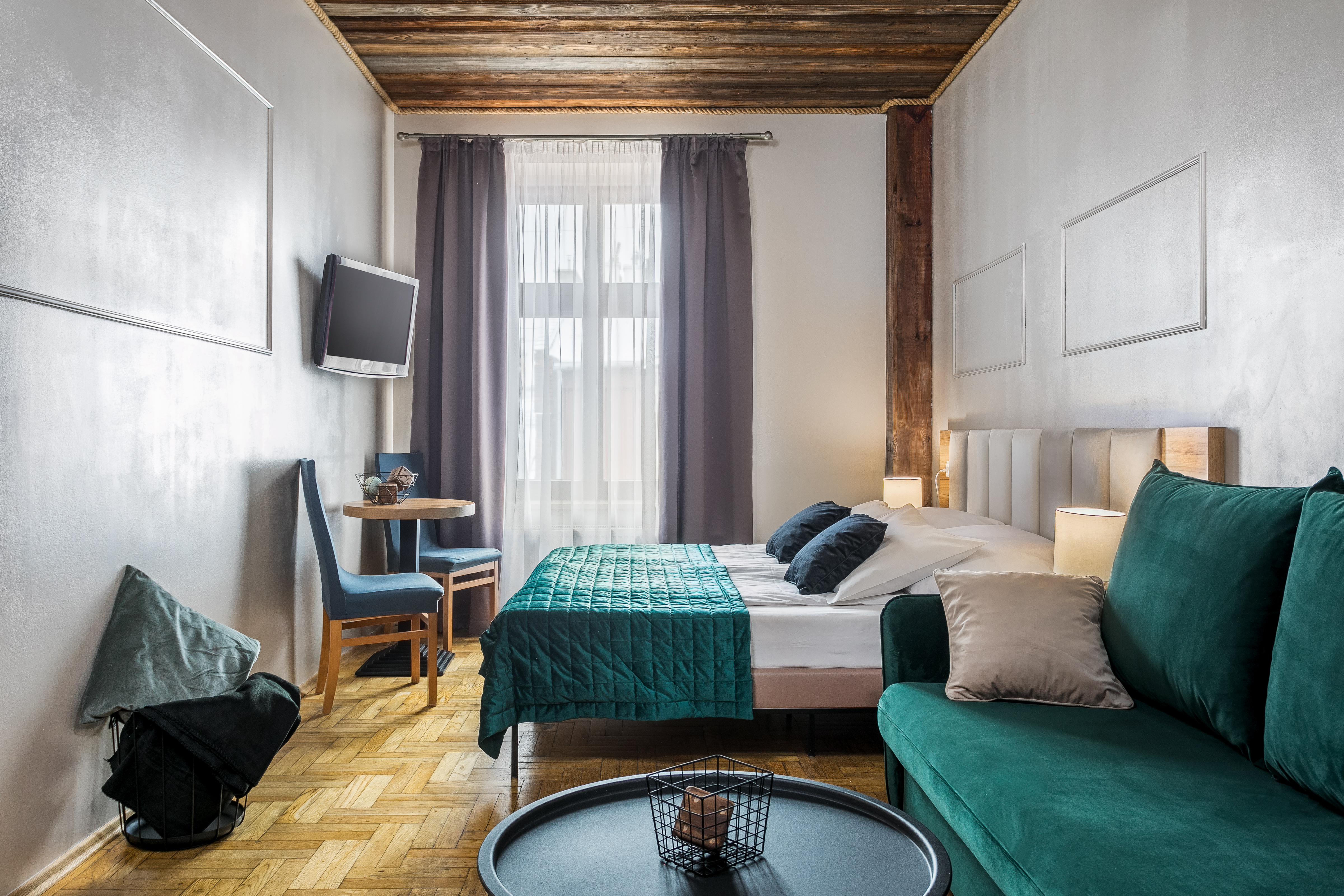 Double or Twin Superior