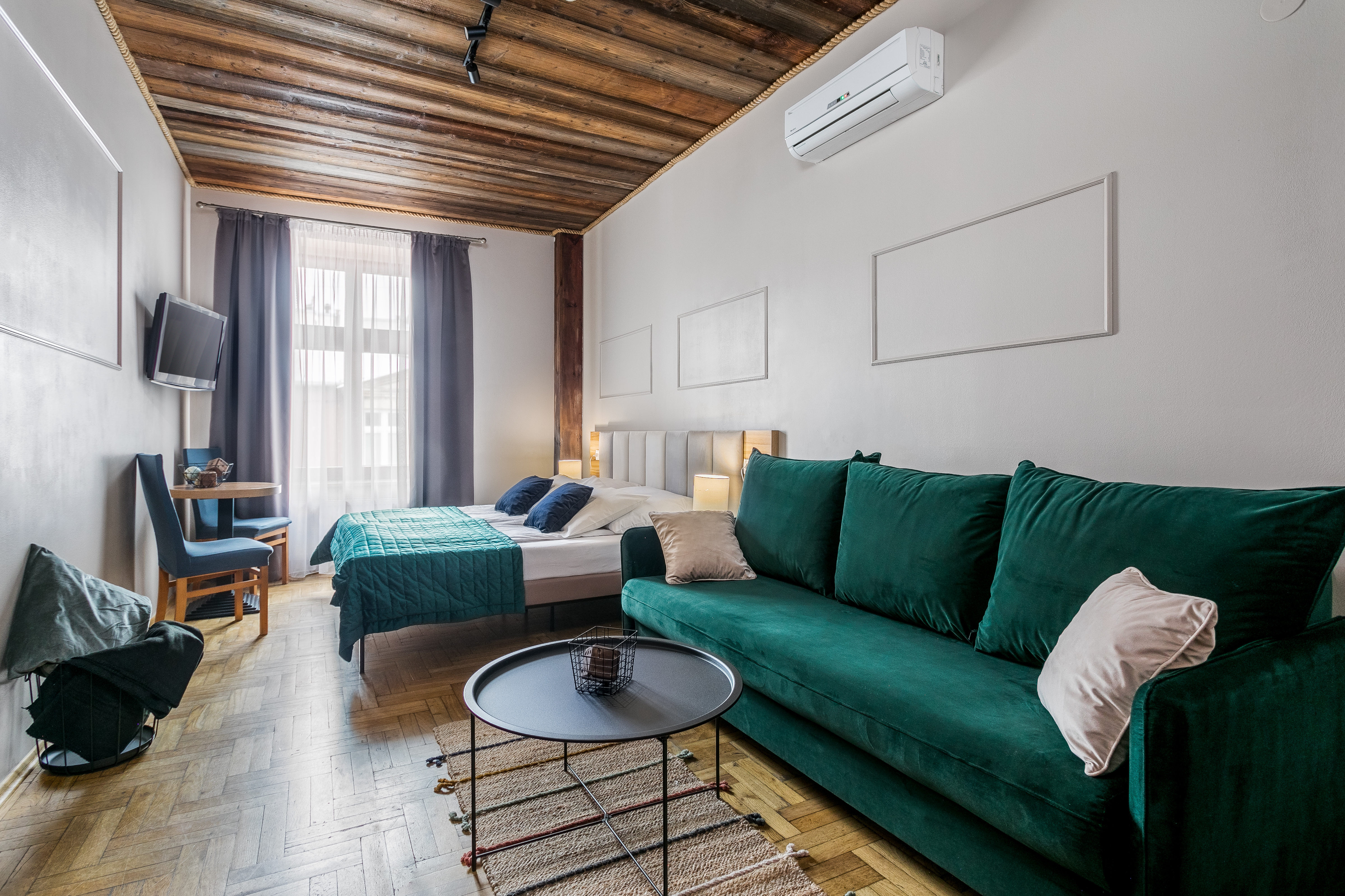 Double or Twin Superior