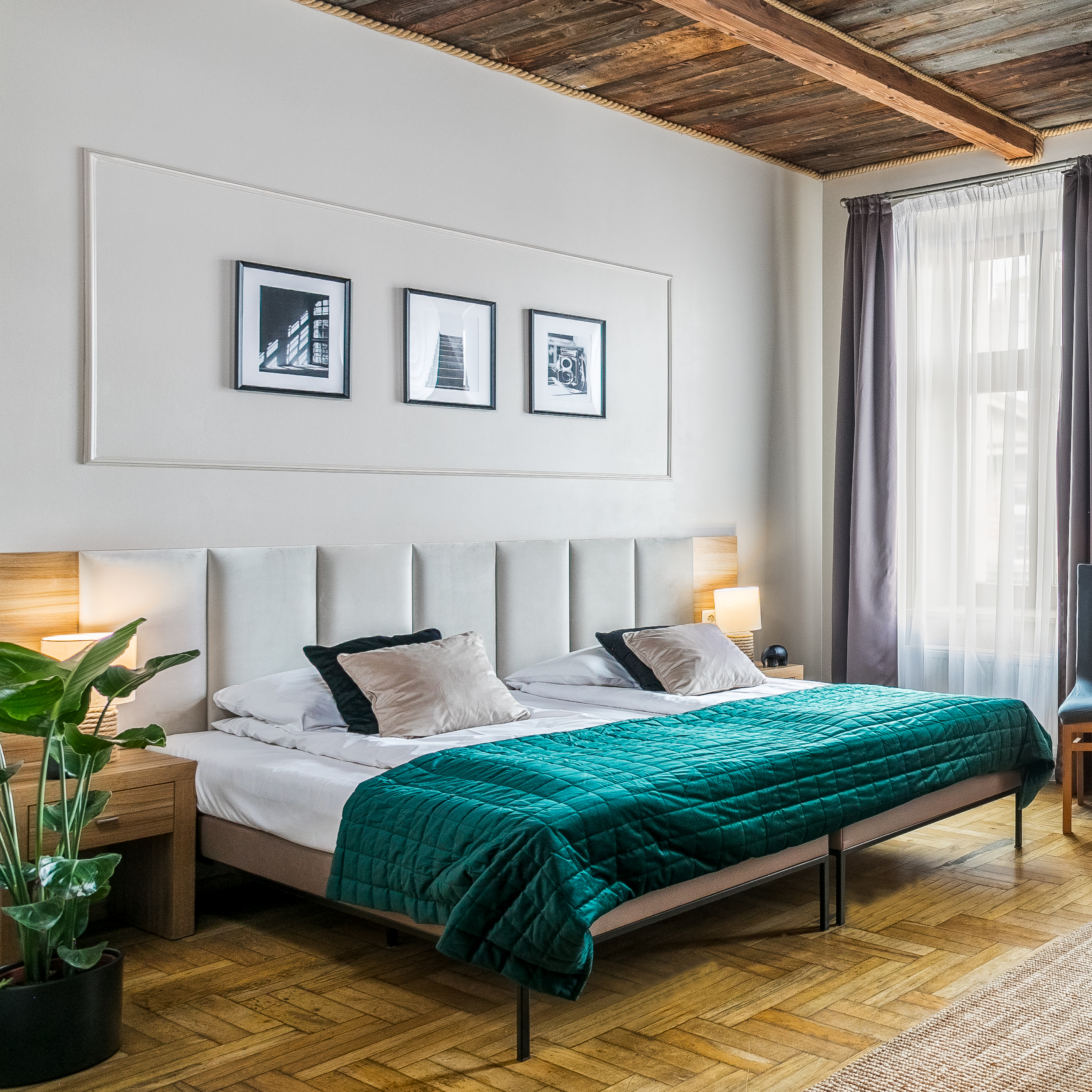 Double or Twin Standard