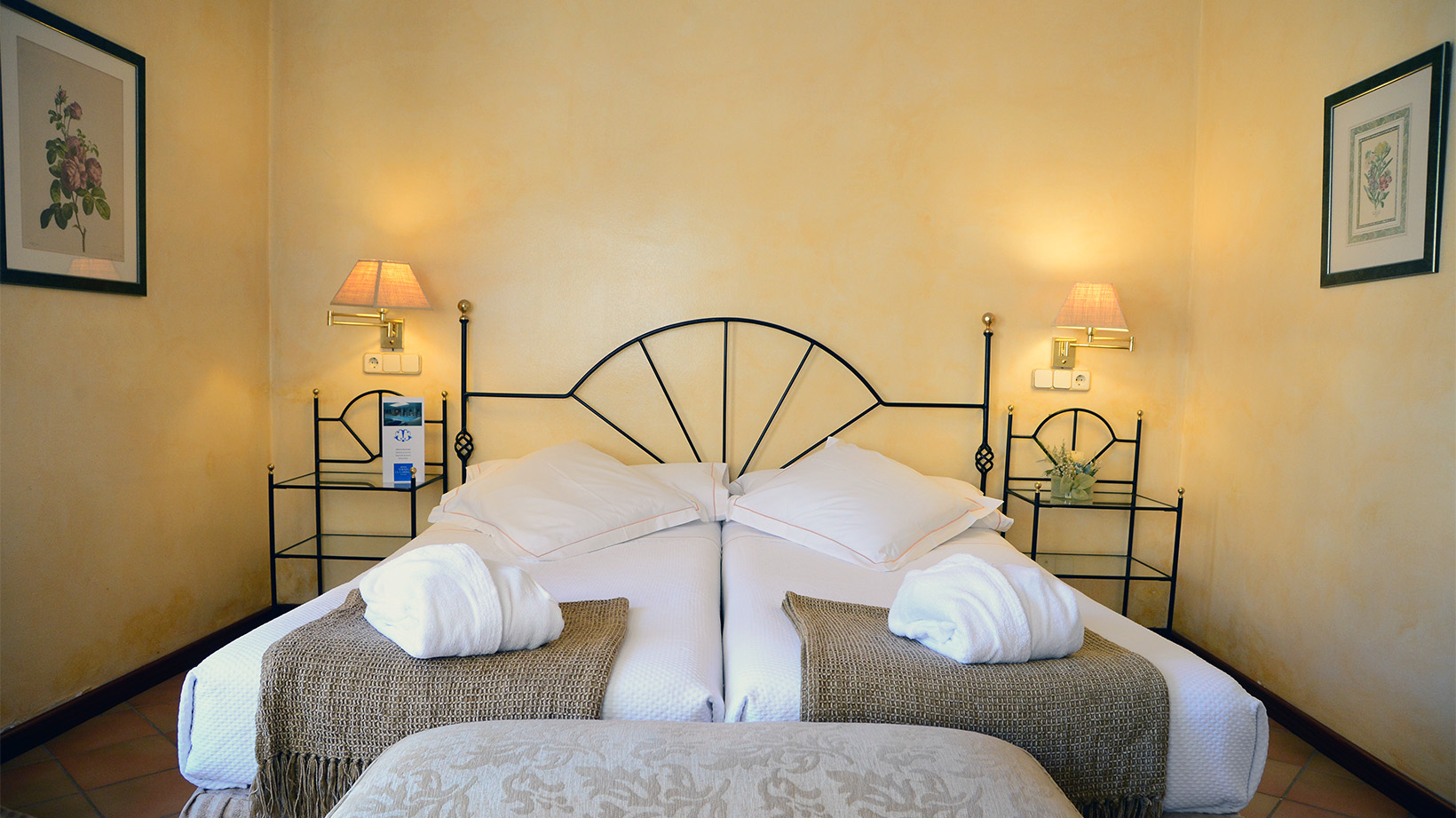 Double or Twin Standard