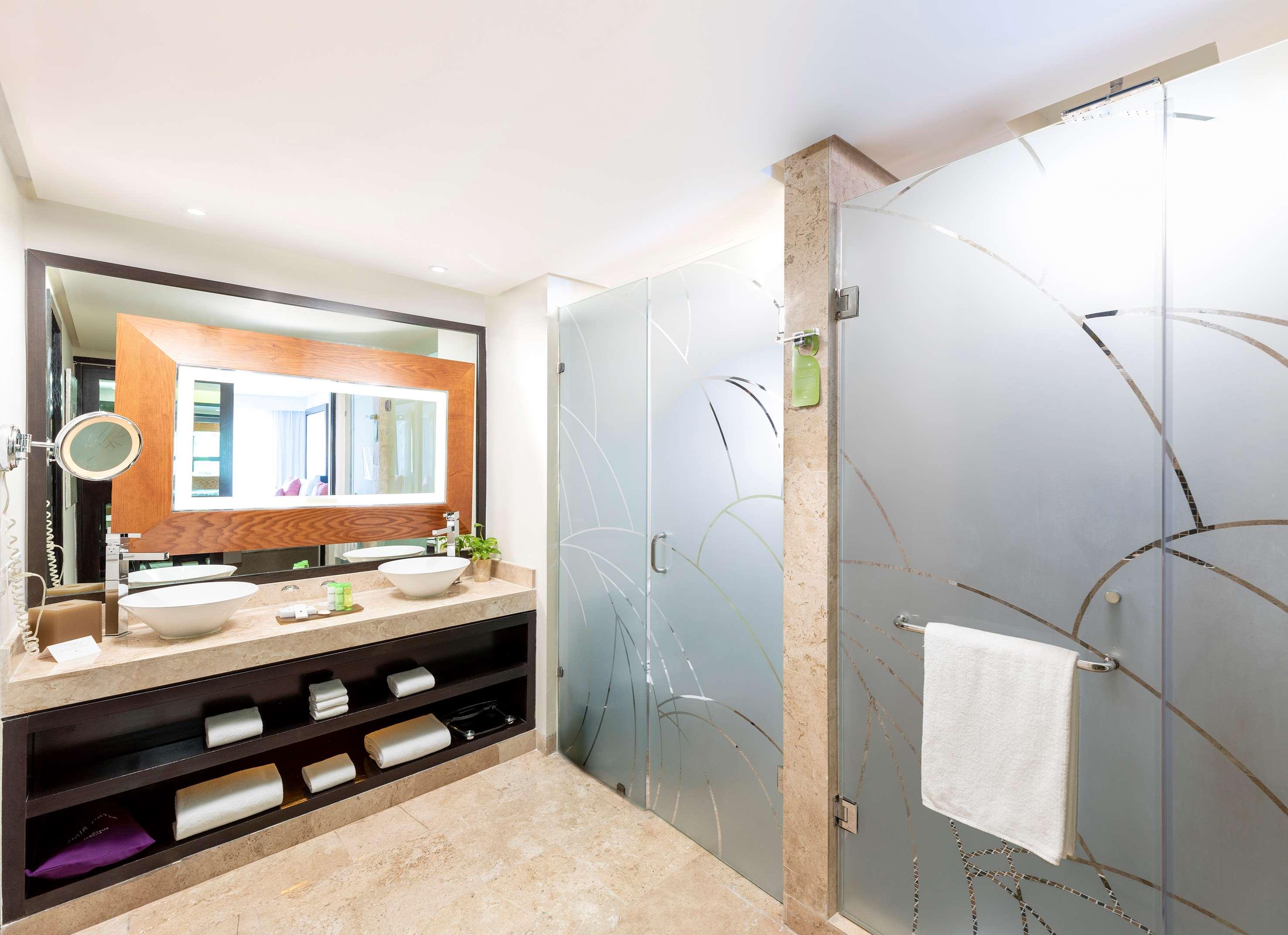 Suite Capacity 4 One Bedroom