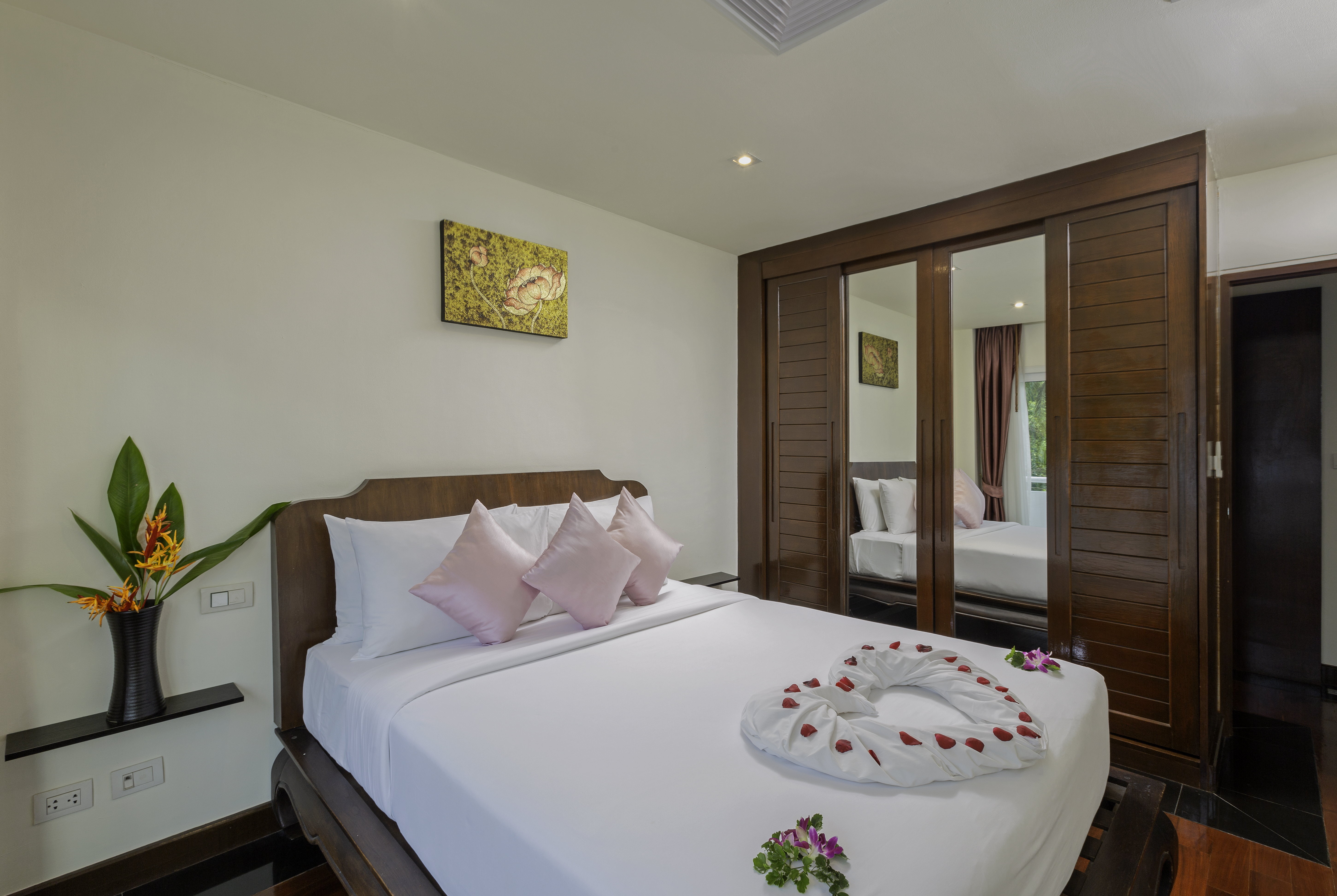 Suite Three Bedrooms