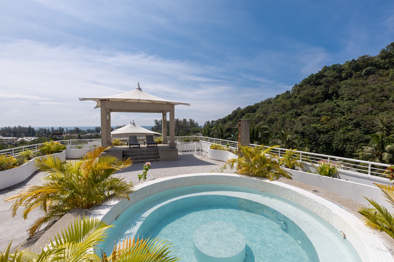 Family Room Three Bedrooms