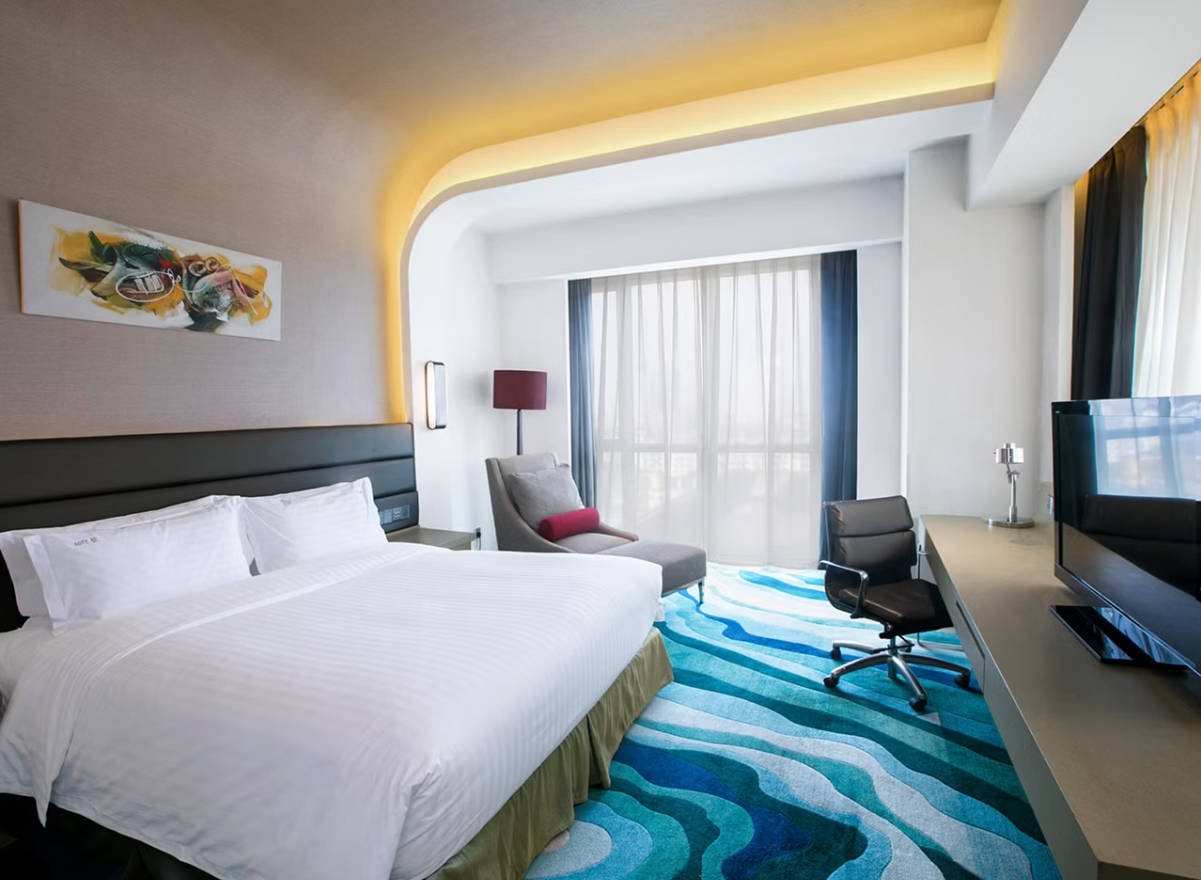 Double King Size Bed