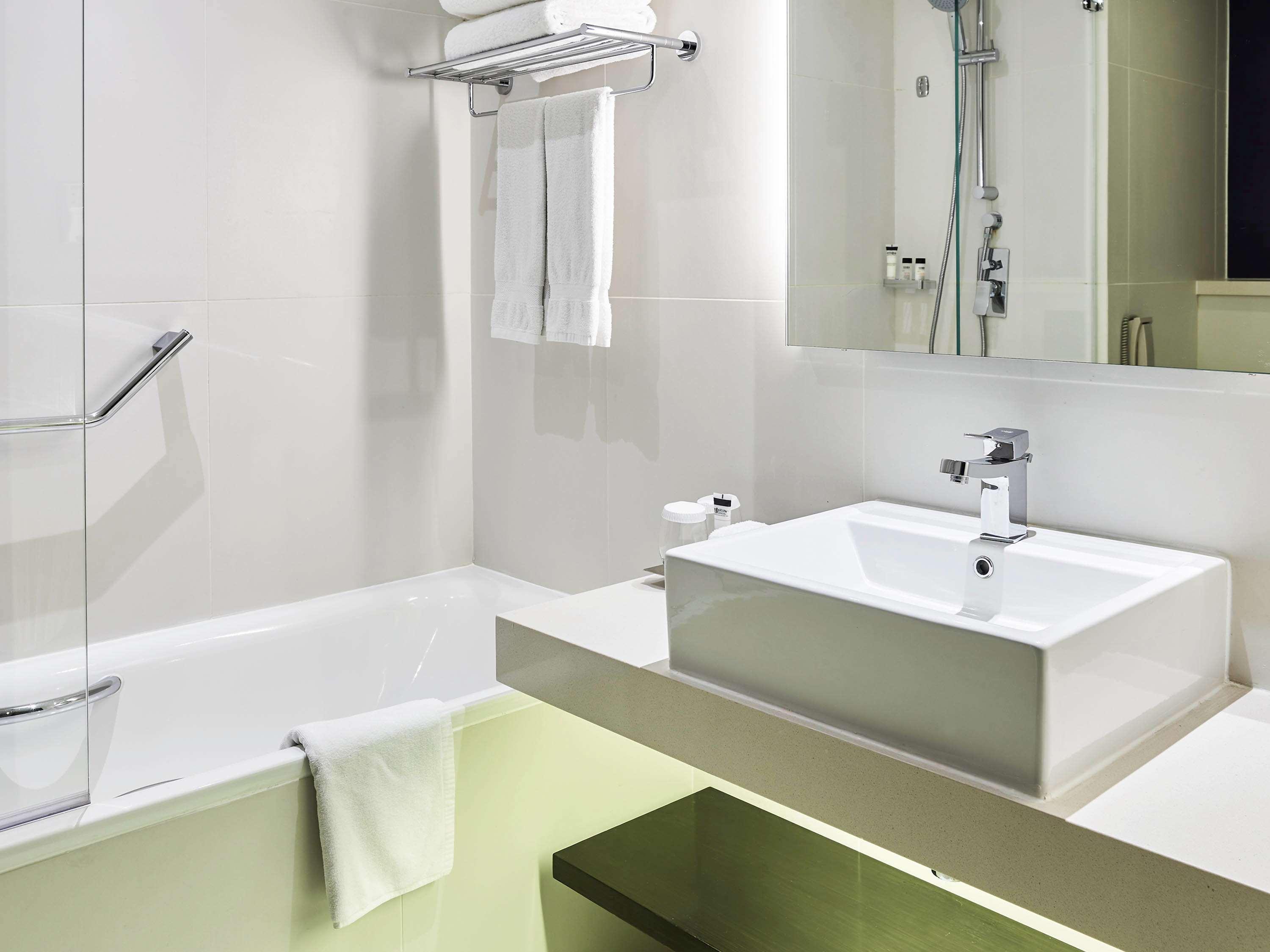 Family Room King Size Bed