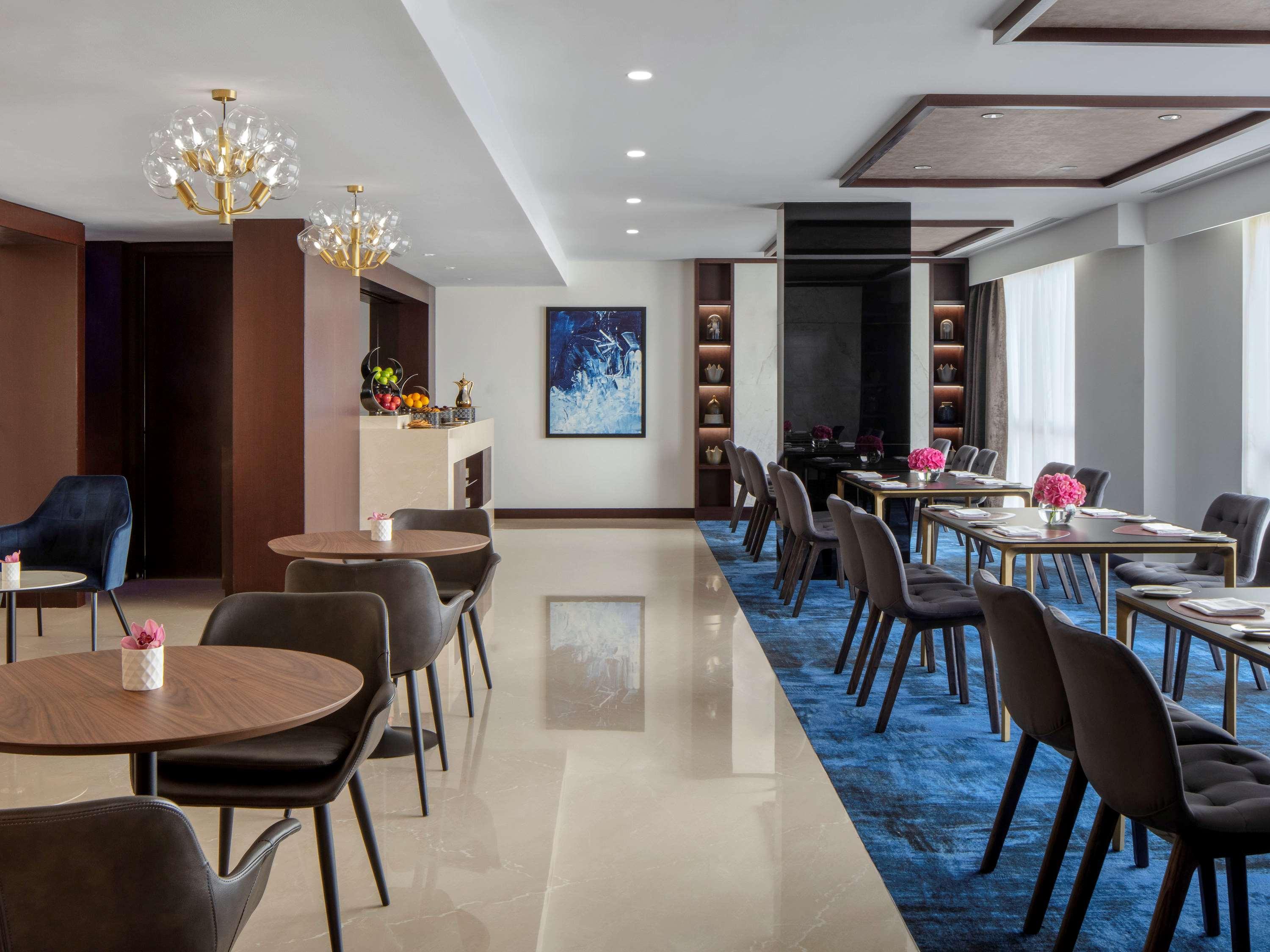 Junior Suite King Size Bed