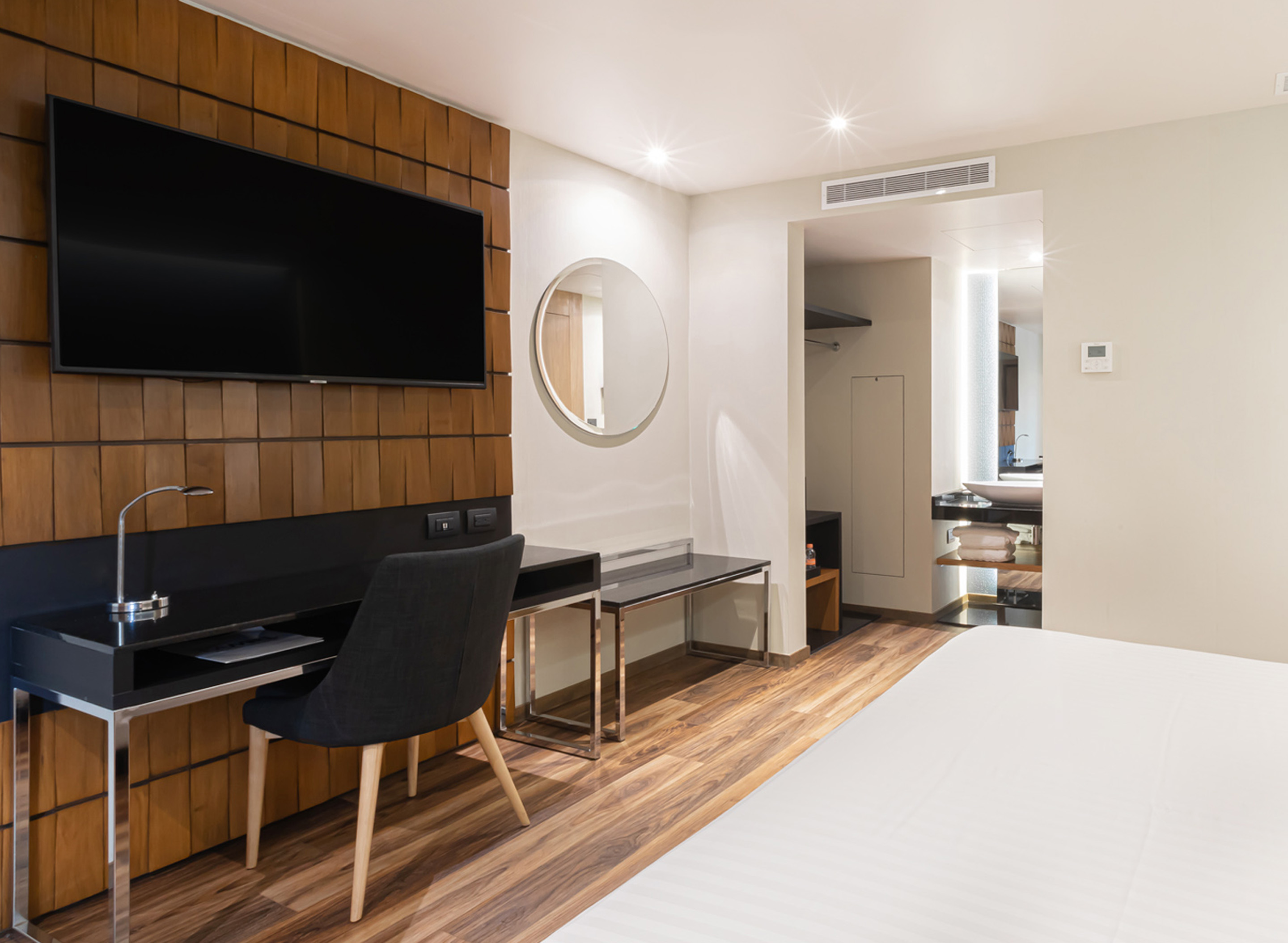 Double or Twin Executive King Bed