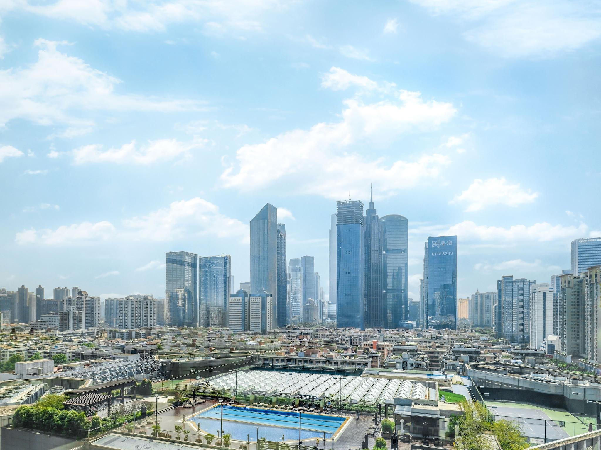 Double City View King Bed