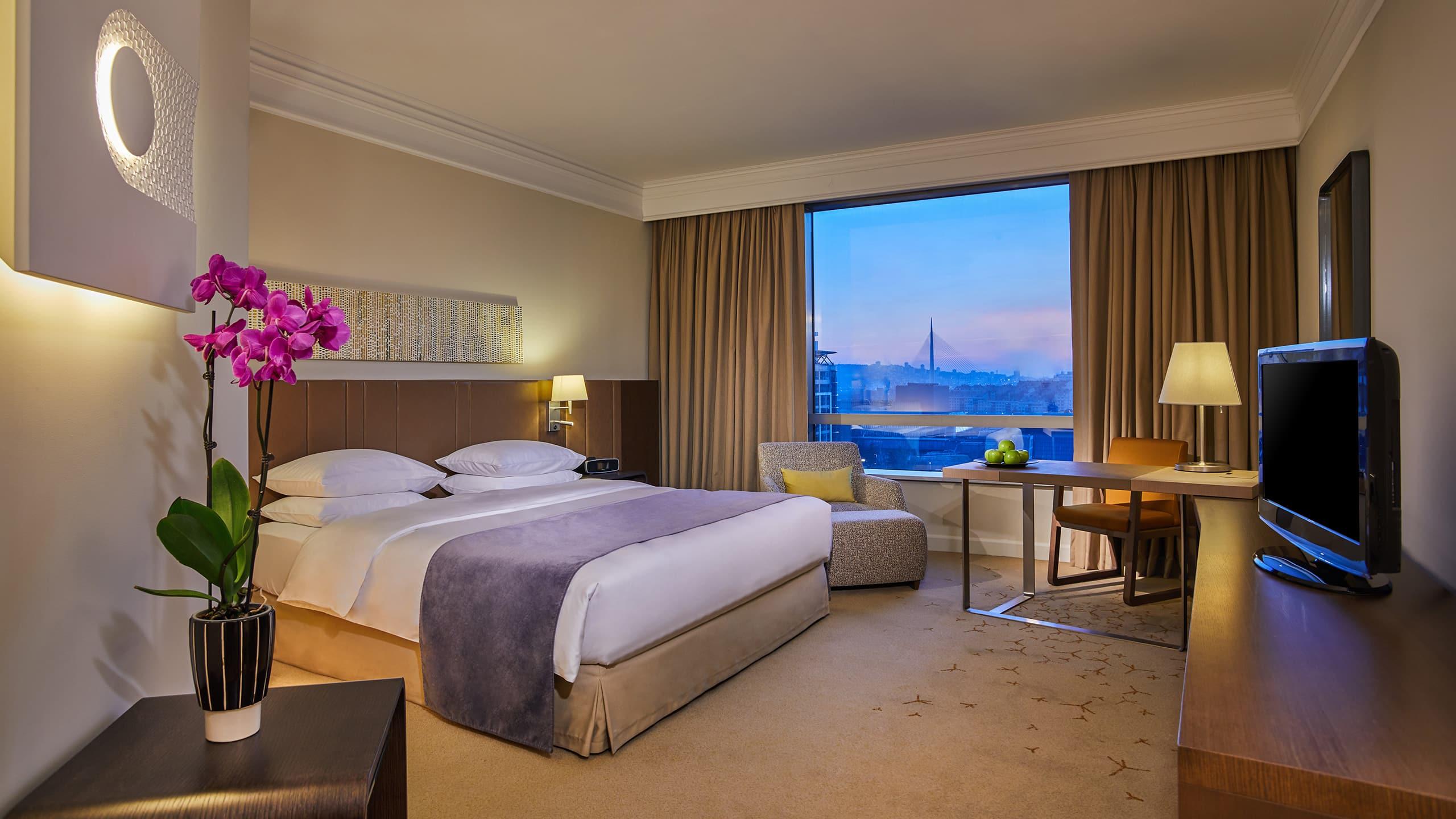 Double King Size Bed