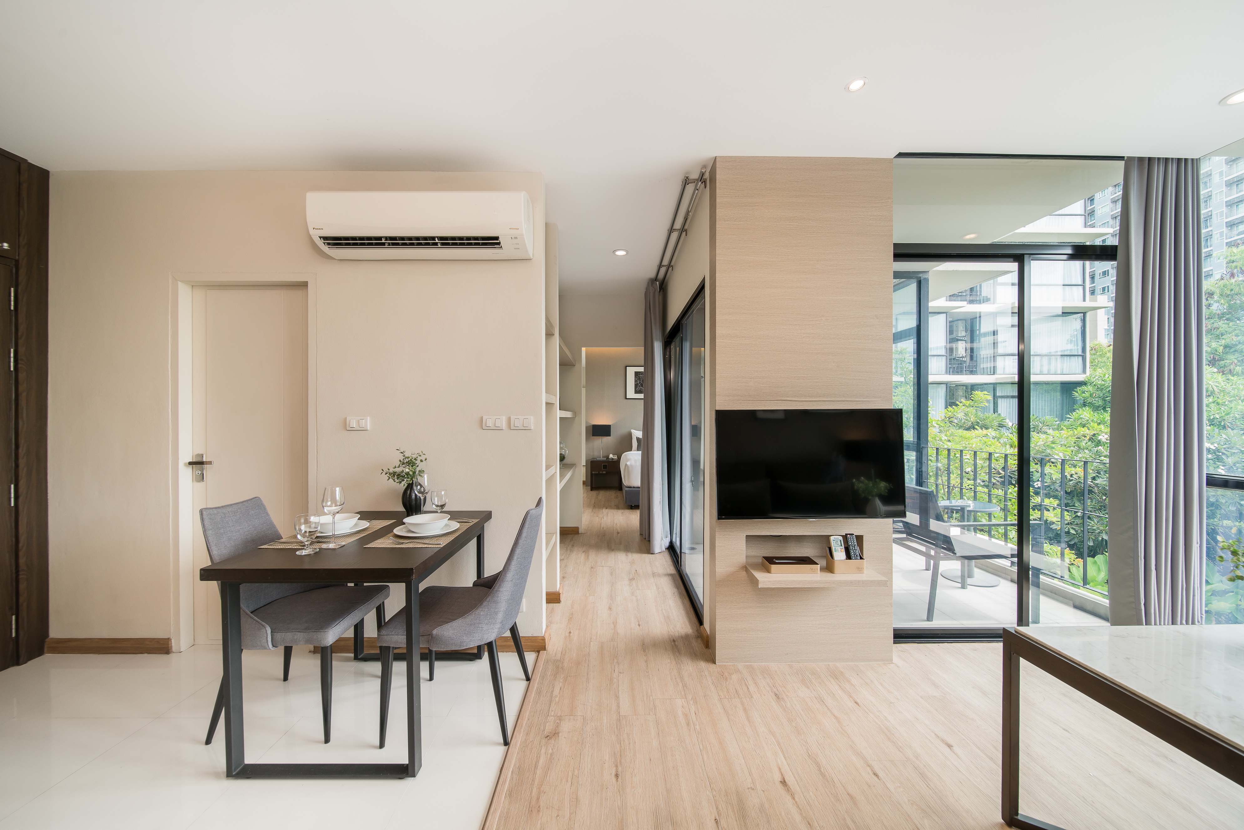 Suite Pool View One Bedroom