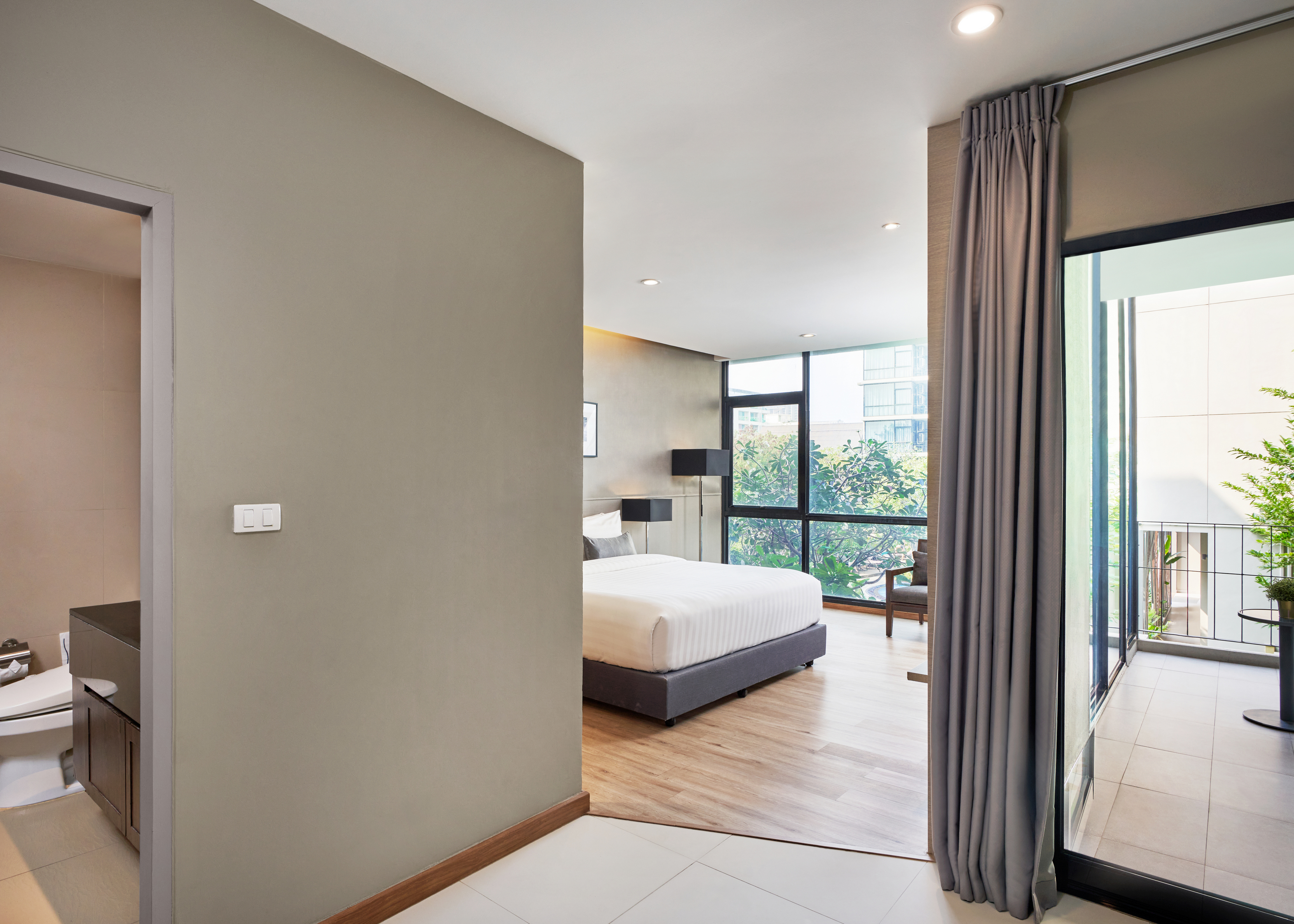 Double Deluxe Pool View