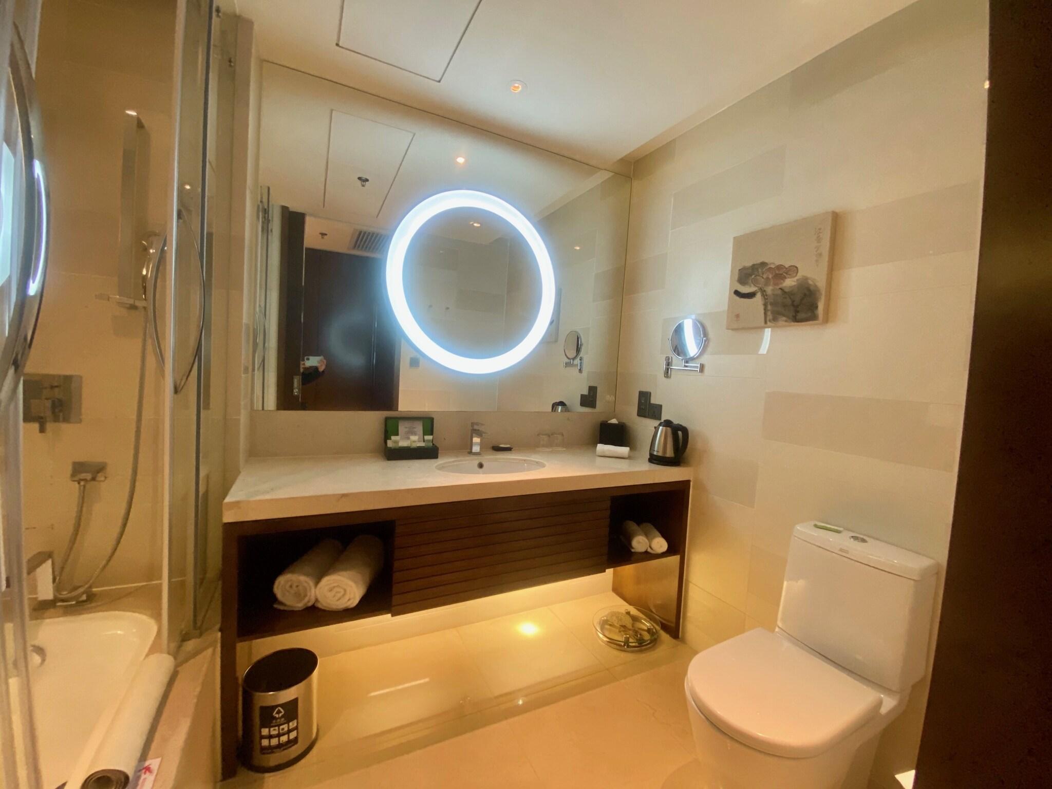 Suite Premier City View