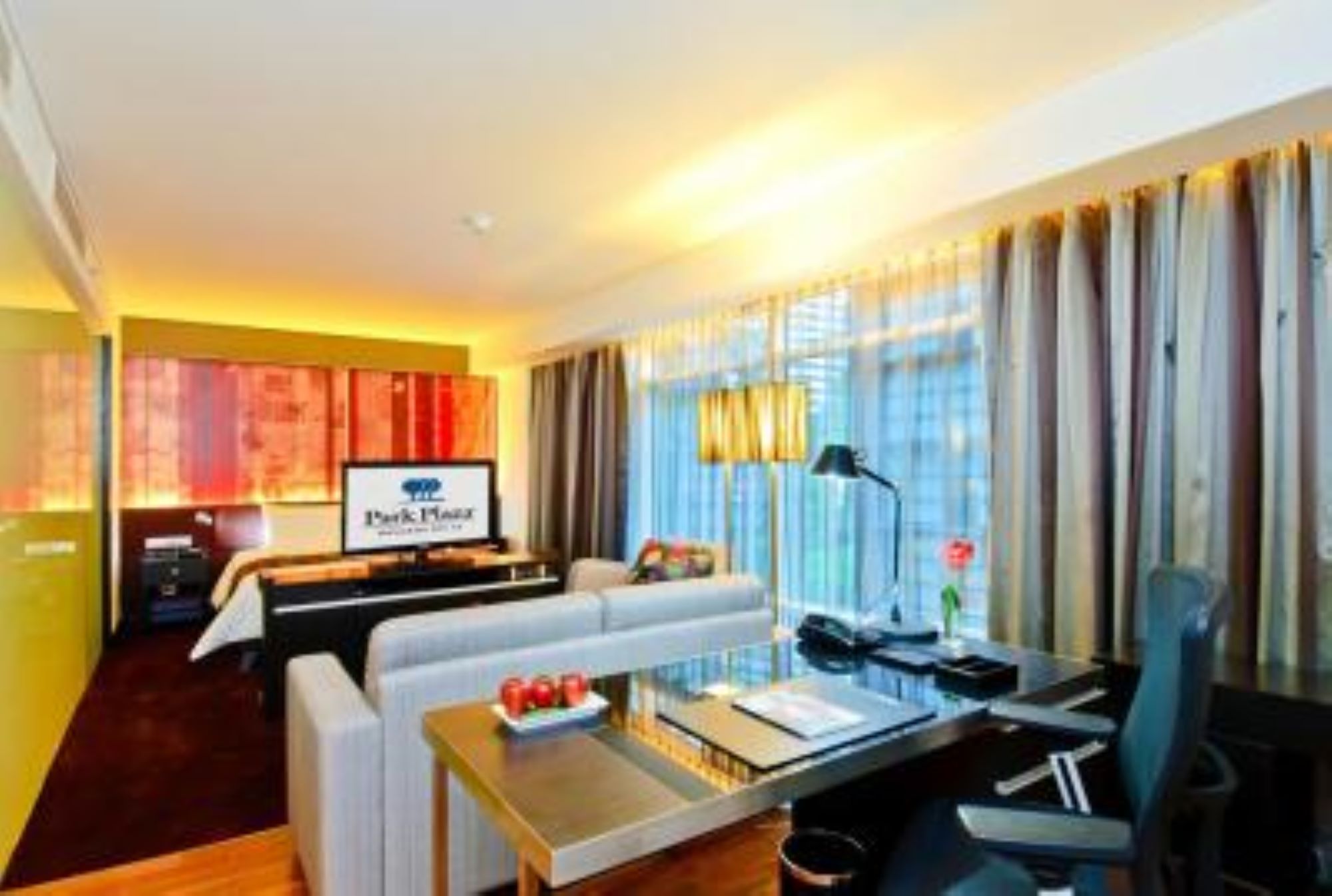 Junior Suite City View