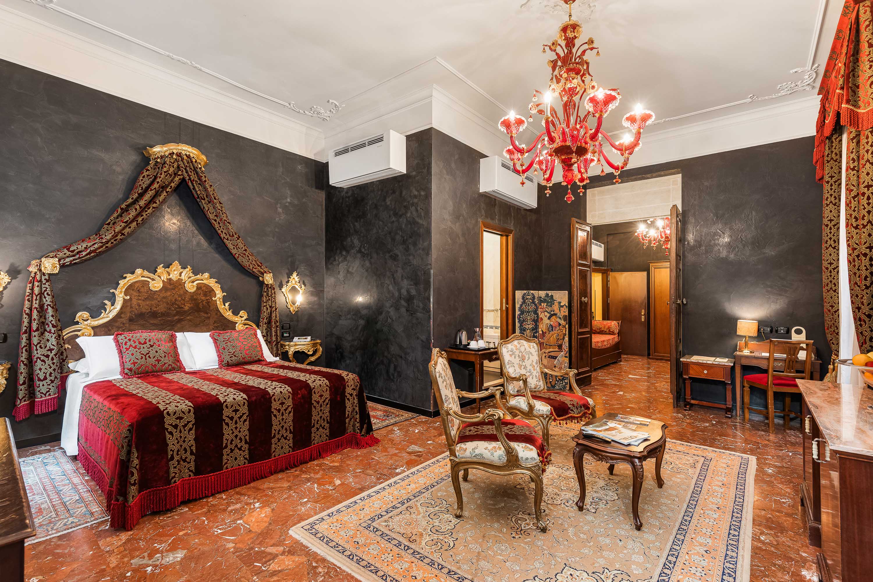 Junior Suite Standard