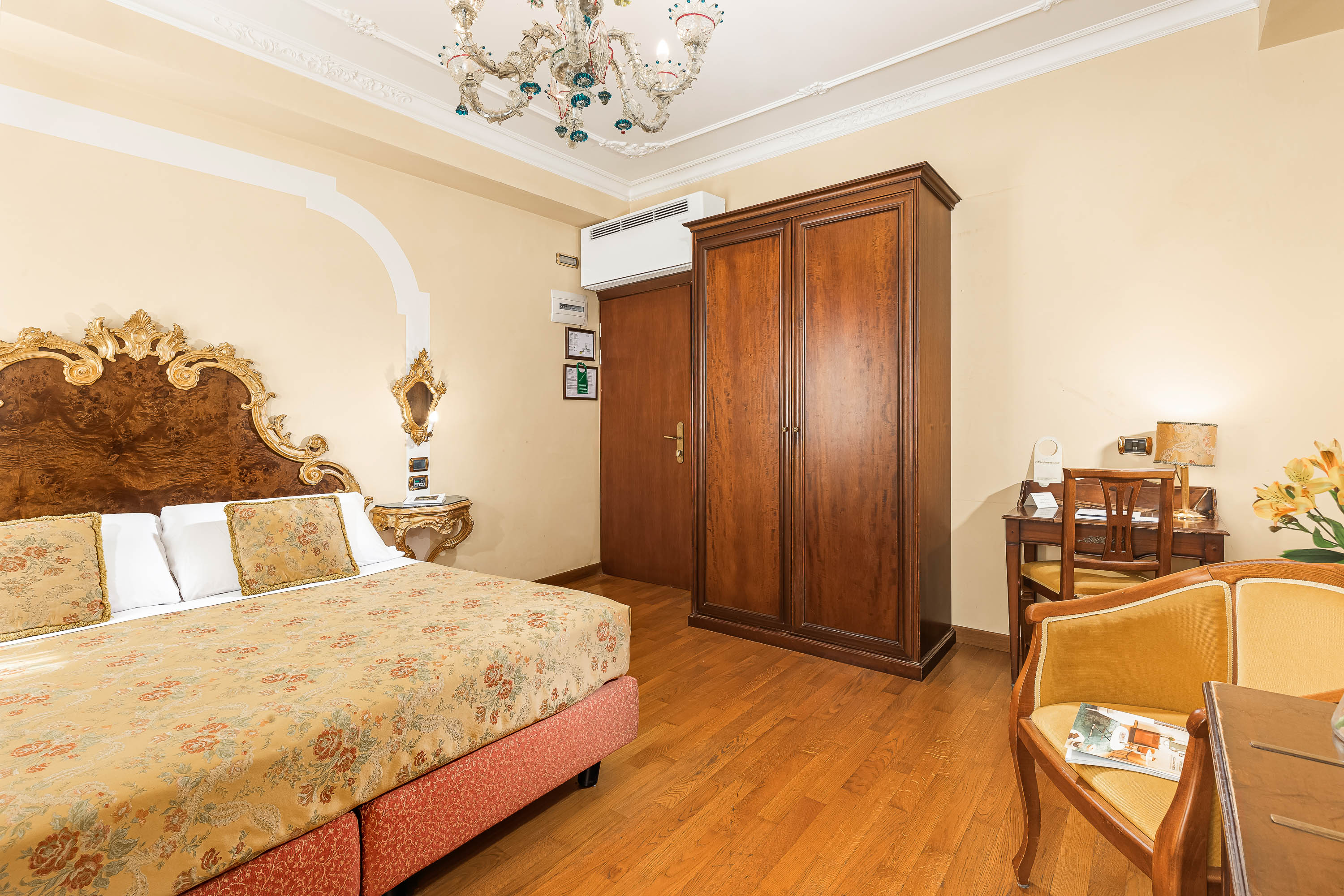 Double Single Classic