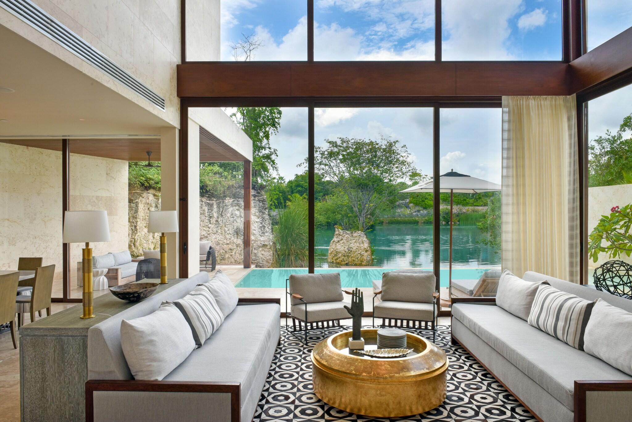 Villa Two Queen Beds