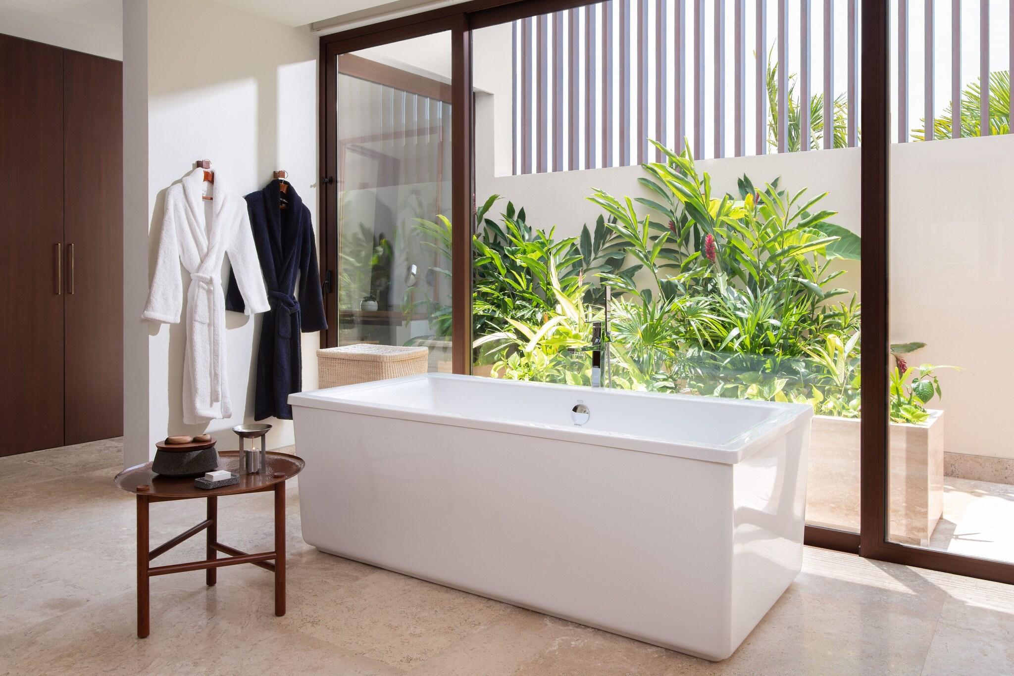 Villa Two Queen Beds