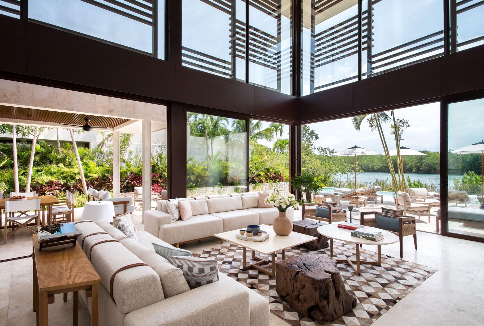 Villa Two Queen Beds