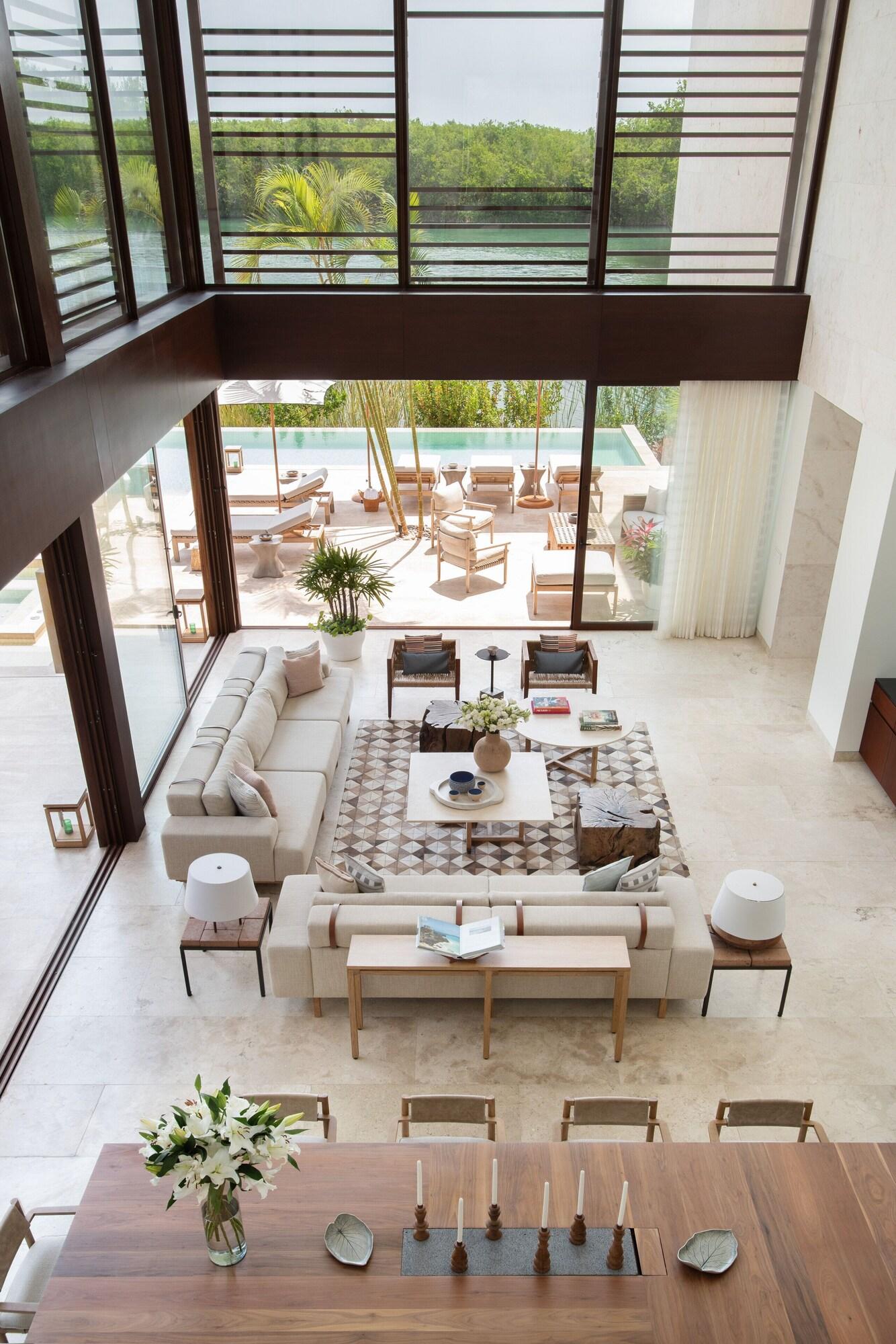 Villa Two Queen Beds