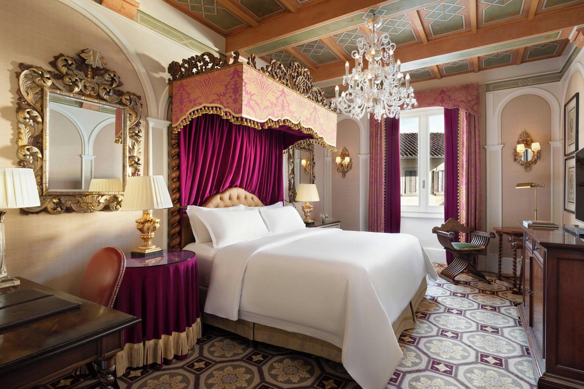 Double Deluxe King Bed