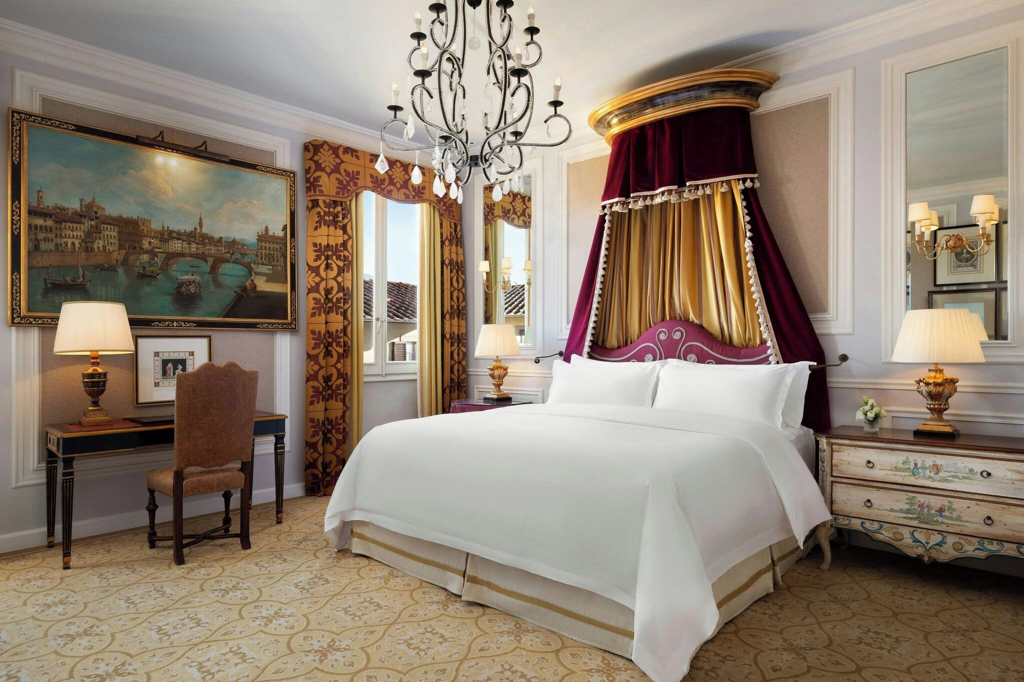 Double Deluxe King Bed