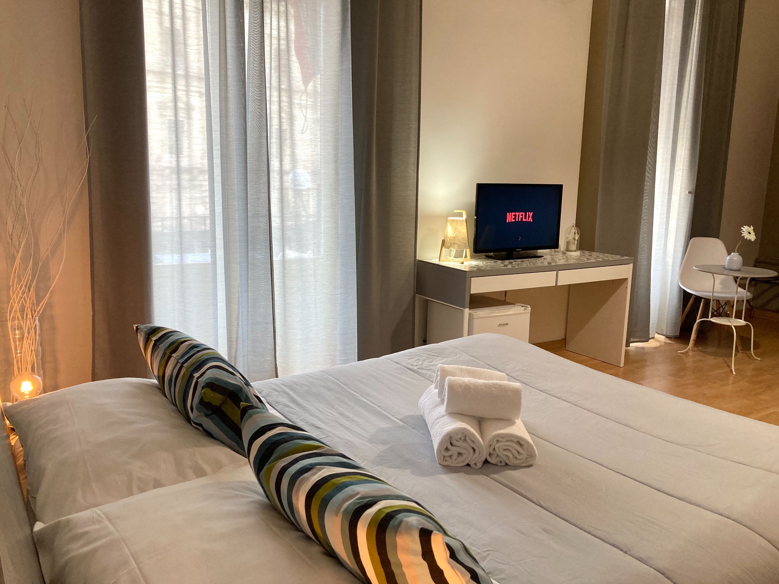 Double Deluxe King Bed