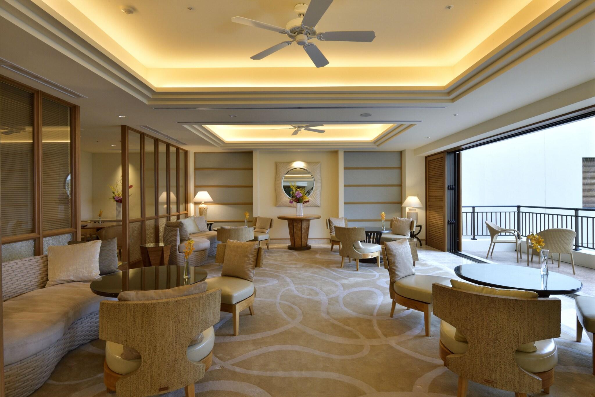 Suite with Private Pool