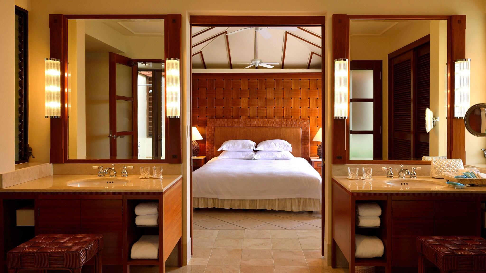 Suite with Private Pool