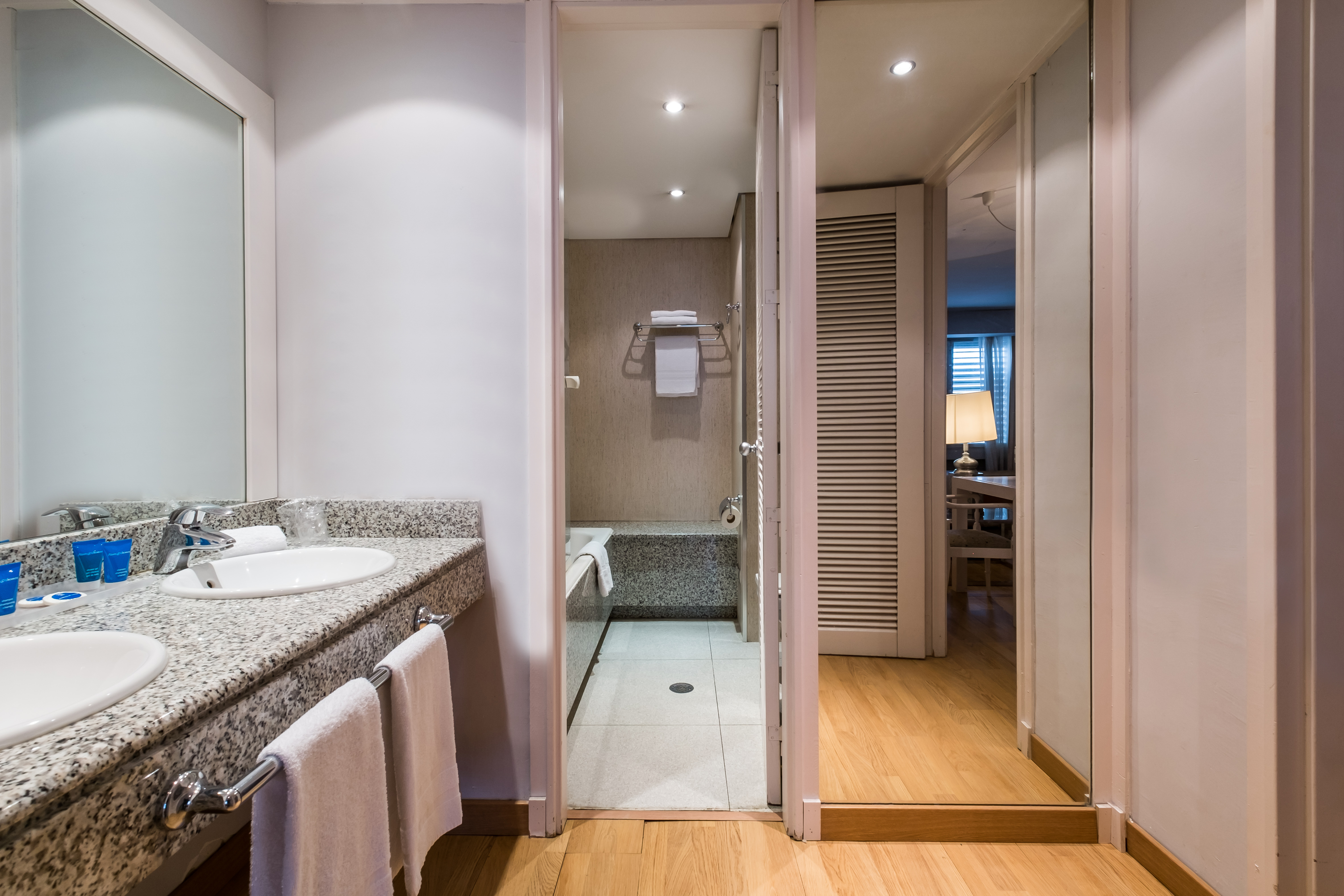 Apartment Capacity 4 Two Bedrooms