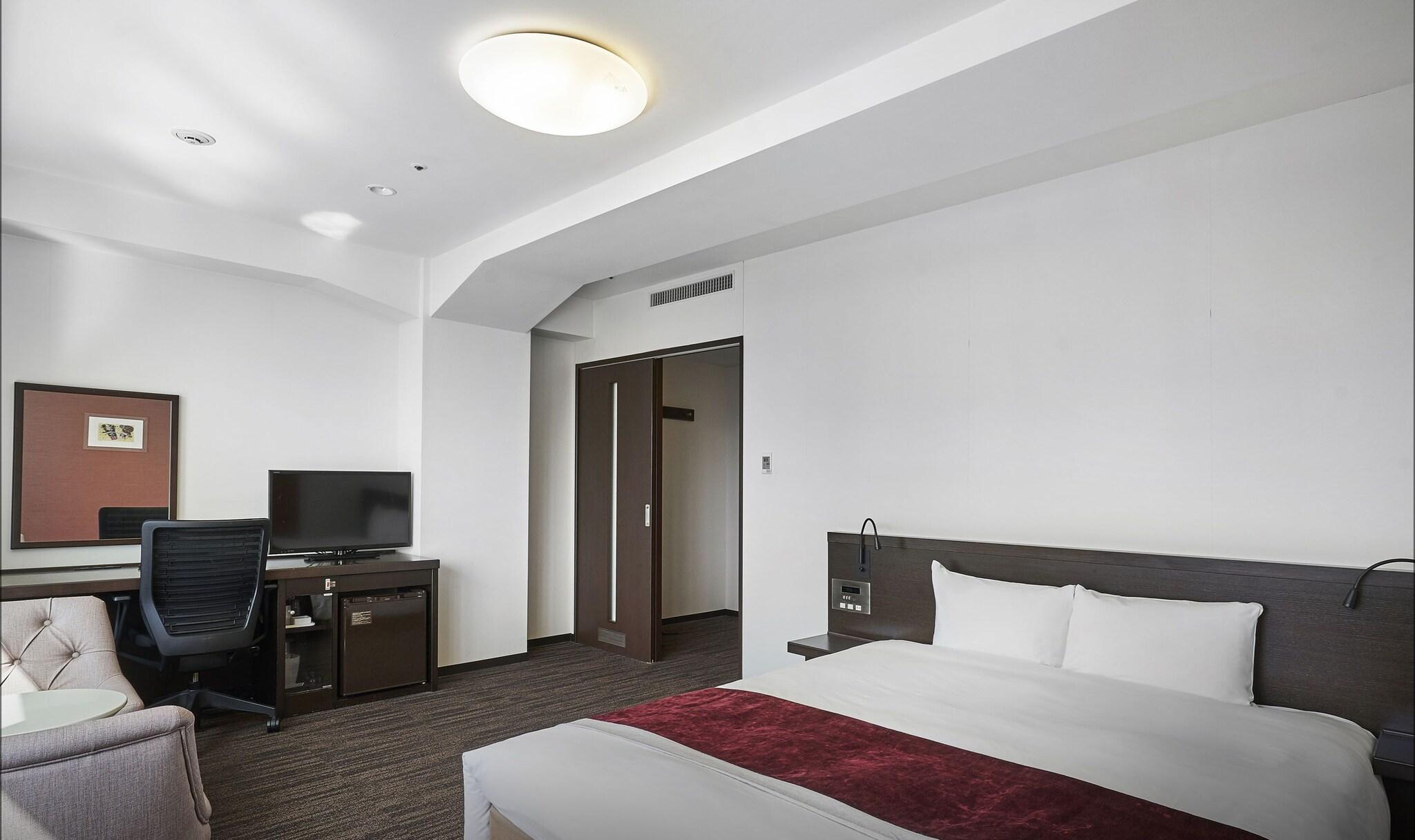 Double Premium Queen Bed