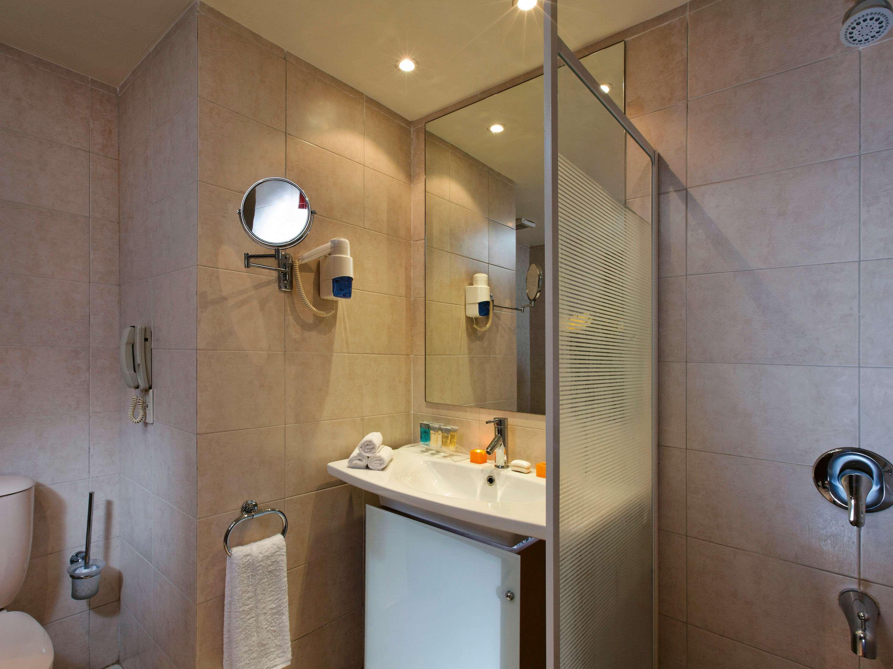 Room Deluxe King Bed