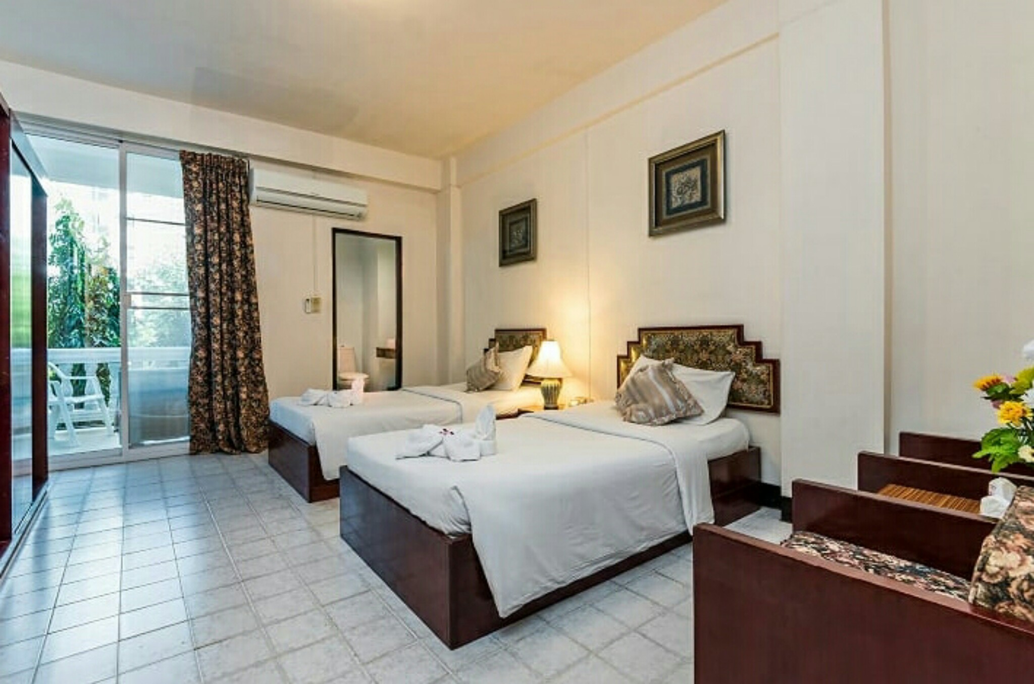 Double or Twin Standard