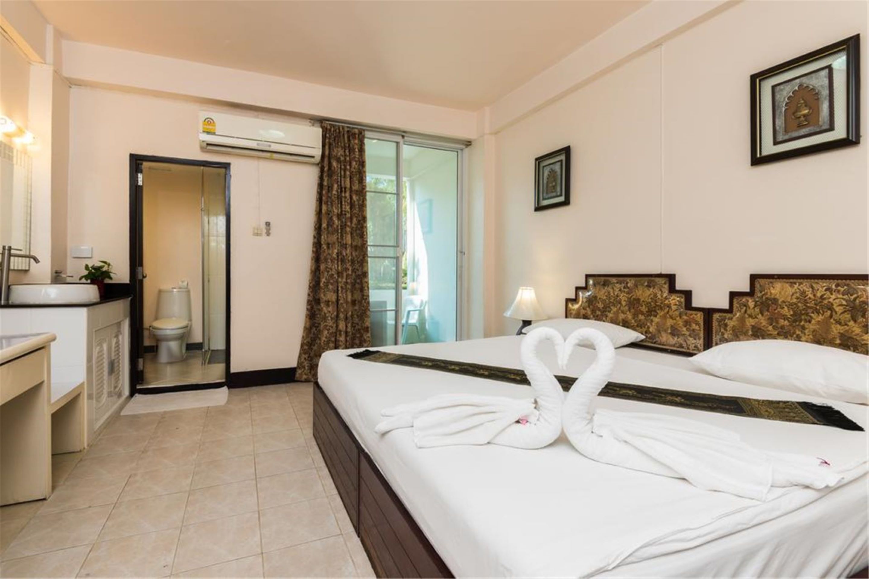 Double or Twin Superior