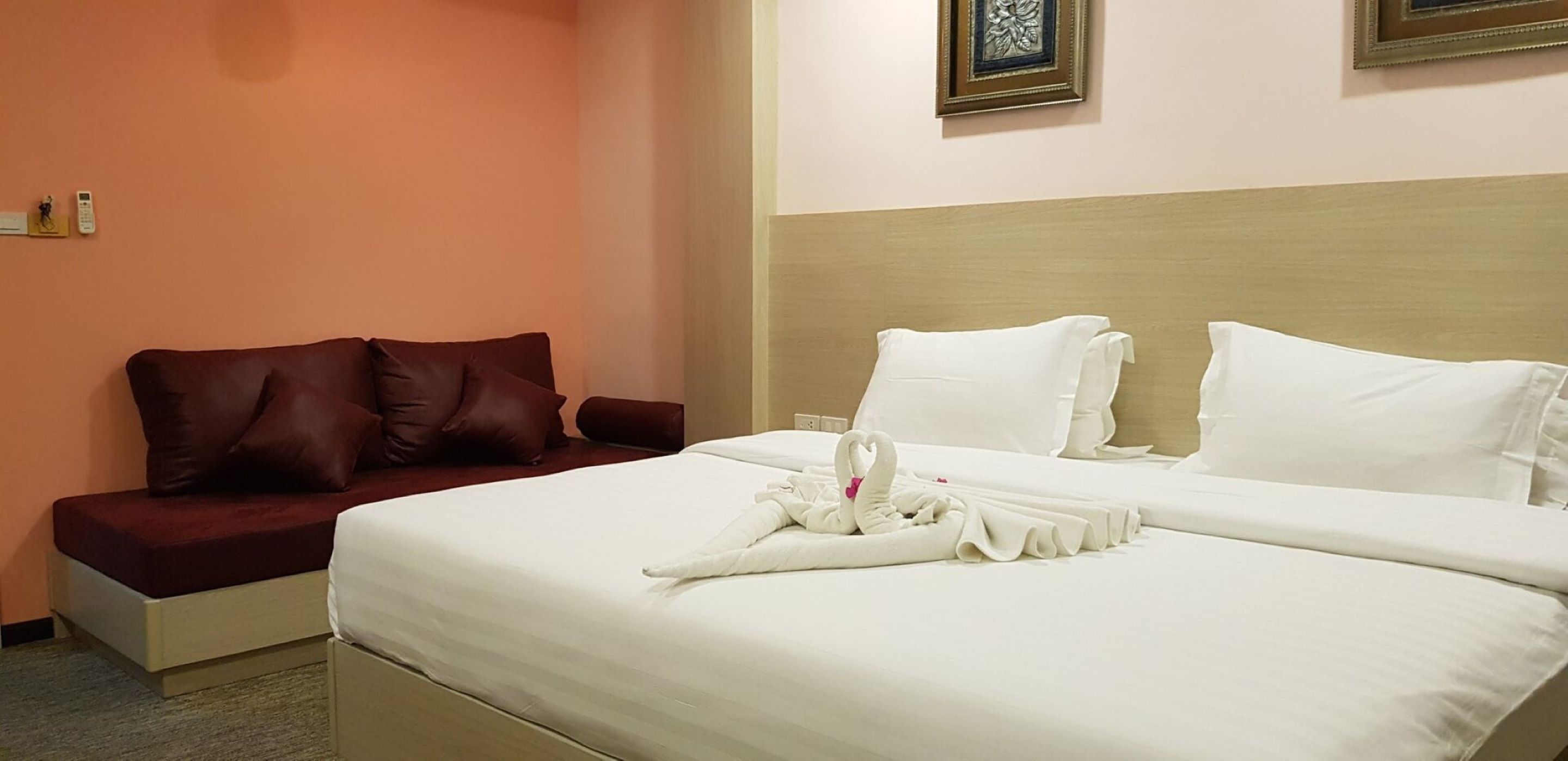 Double or Twin Deluxe