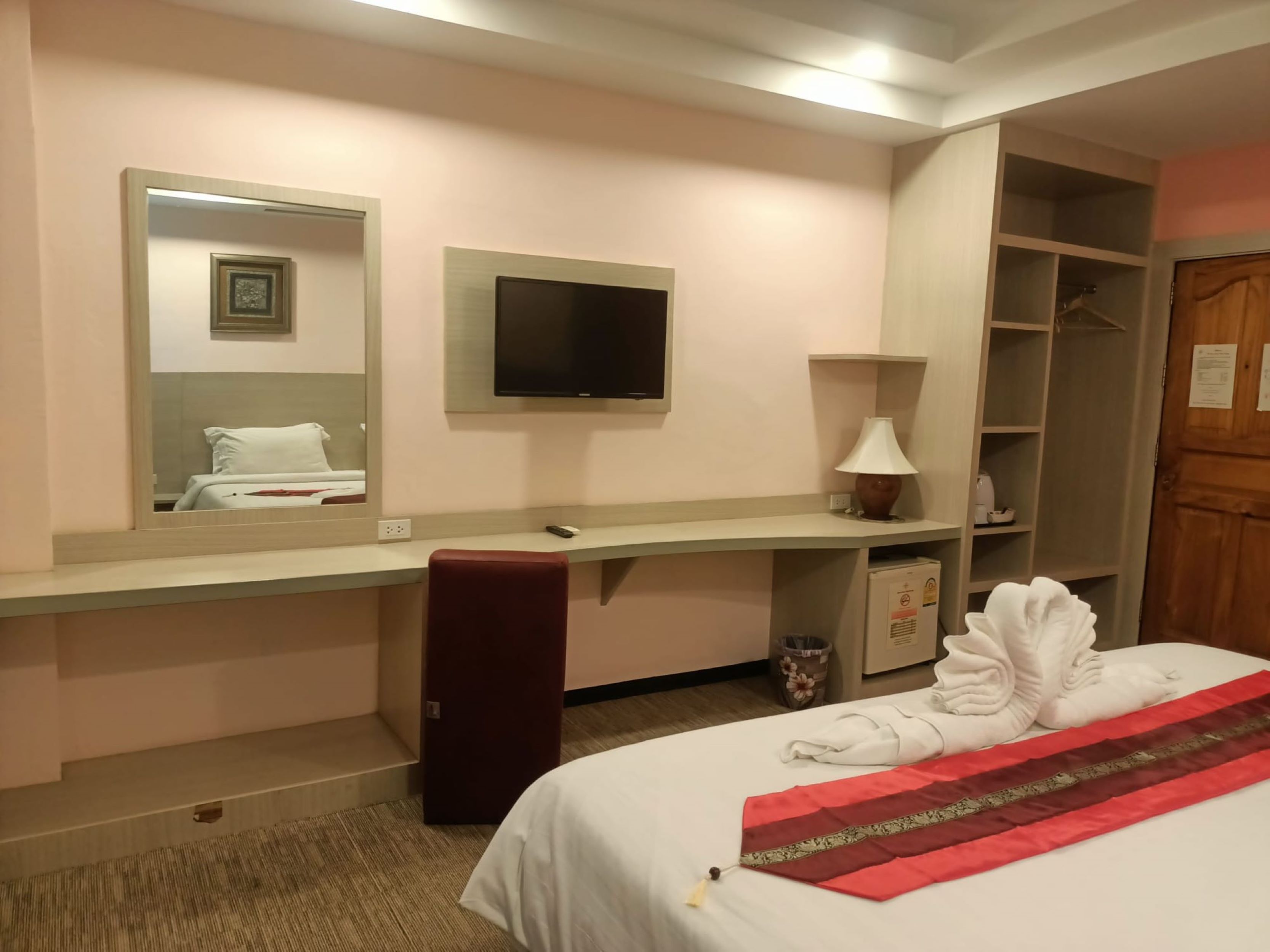 Double or Twin Deluxe