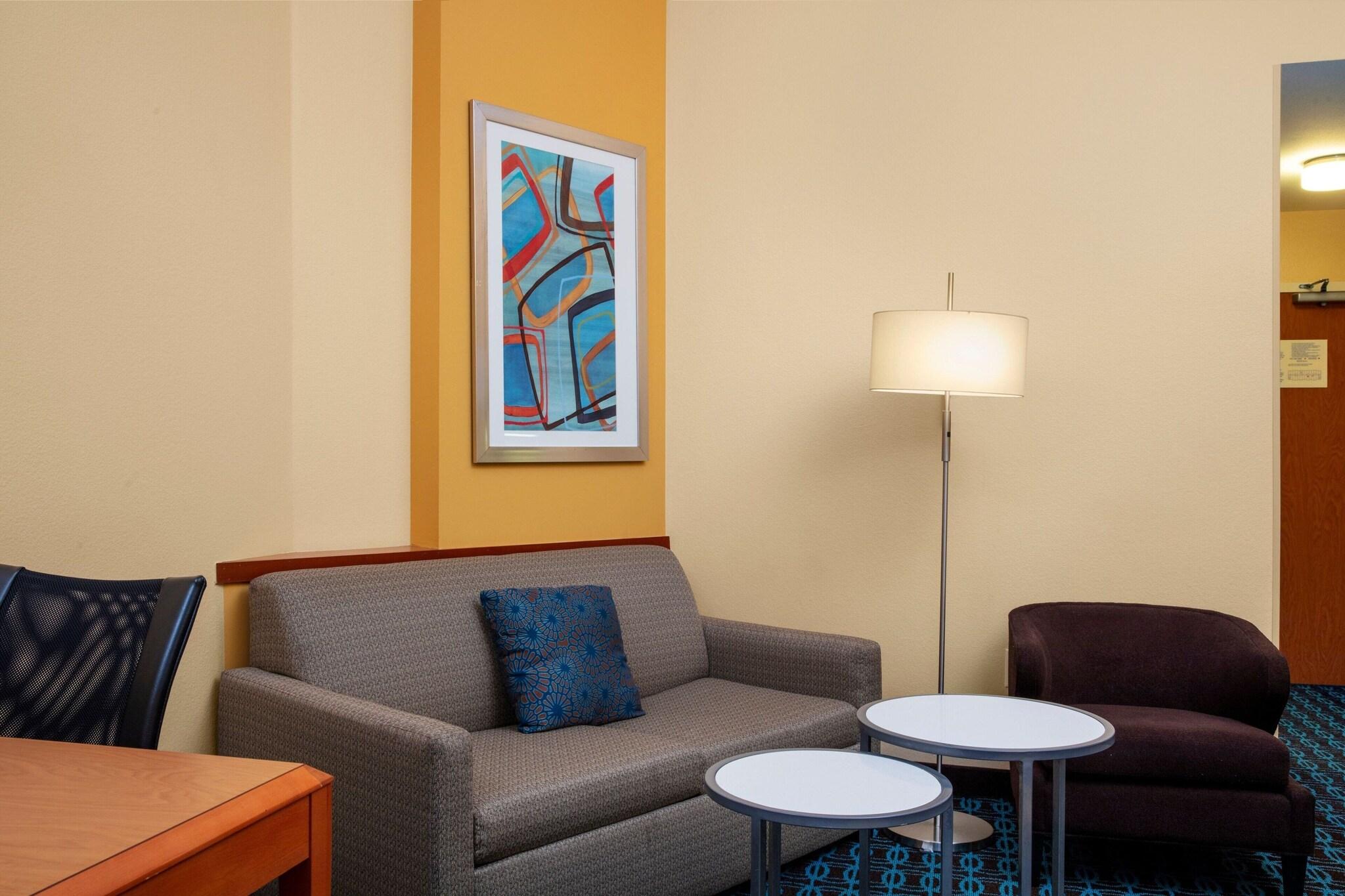 Studio King Size Bed