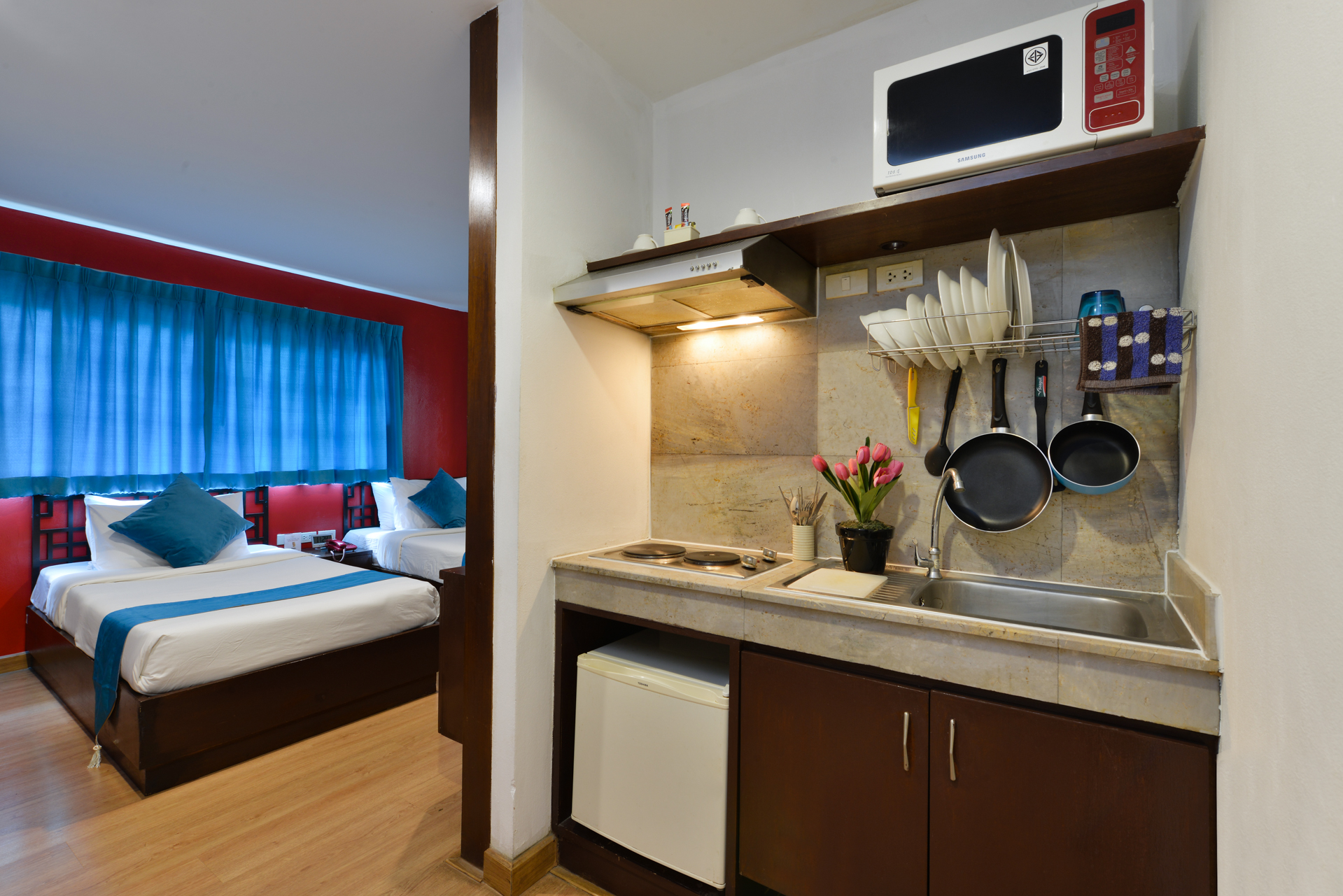 Twin Deluxe with Views