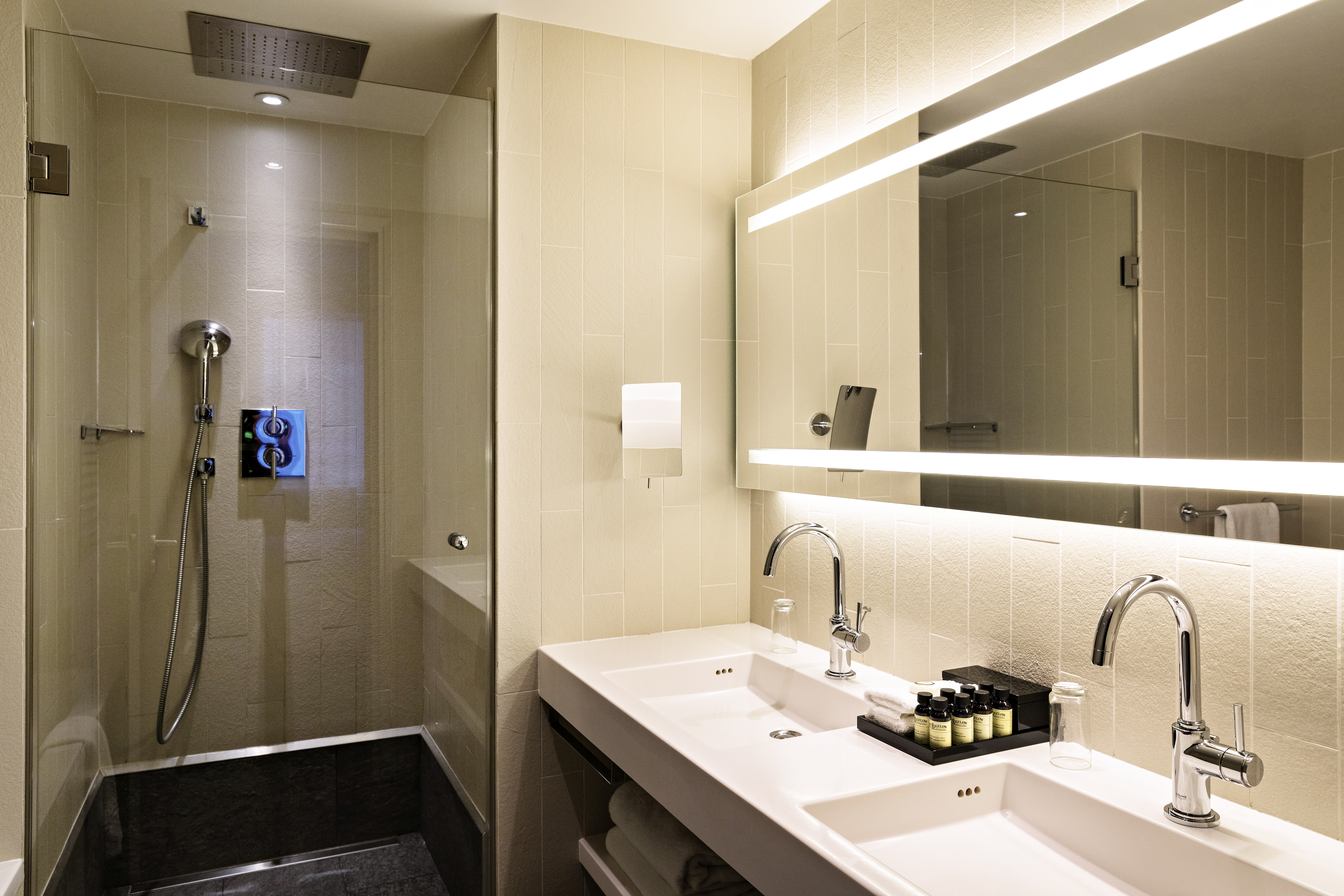 Suite Superior King Bed