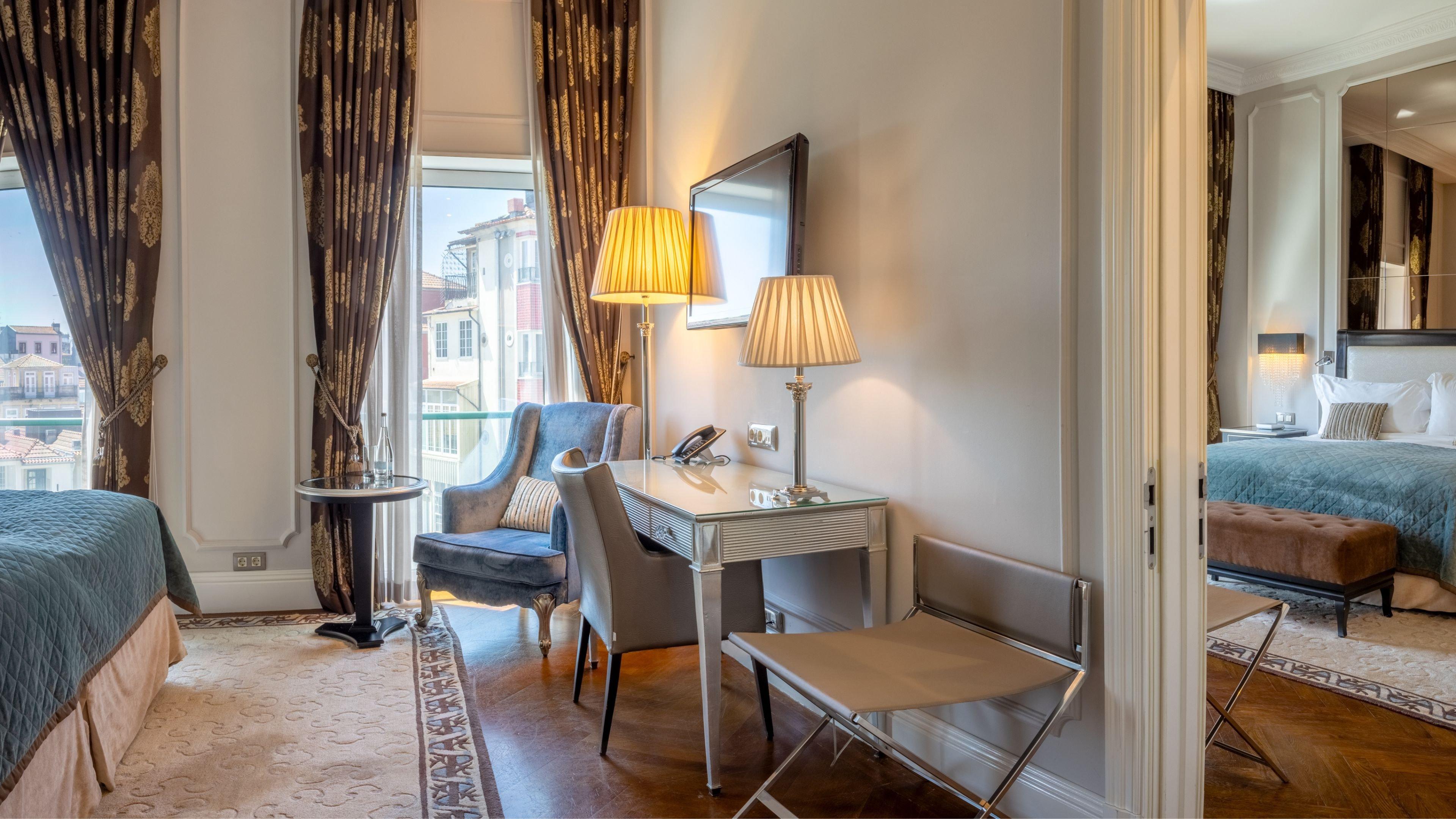 Twin Premium