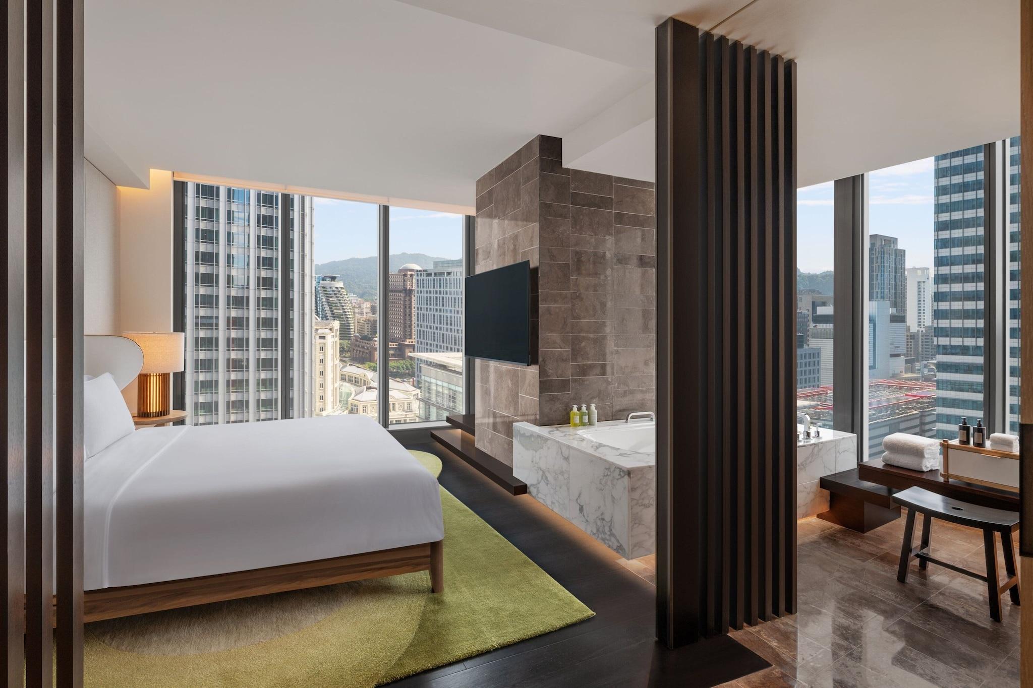 Suite King Bed One Bedroom 