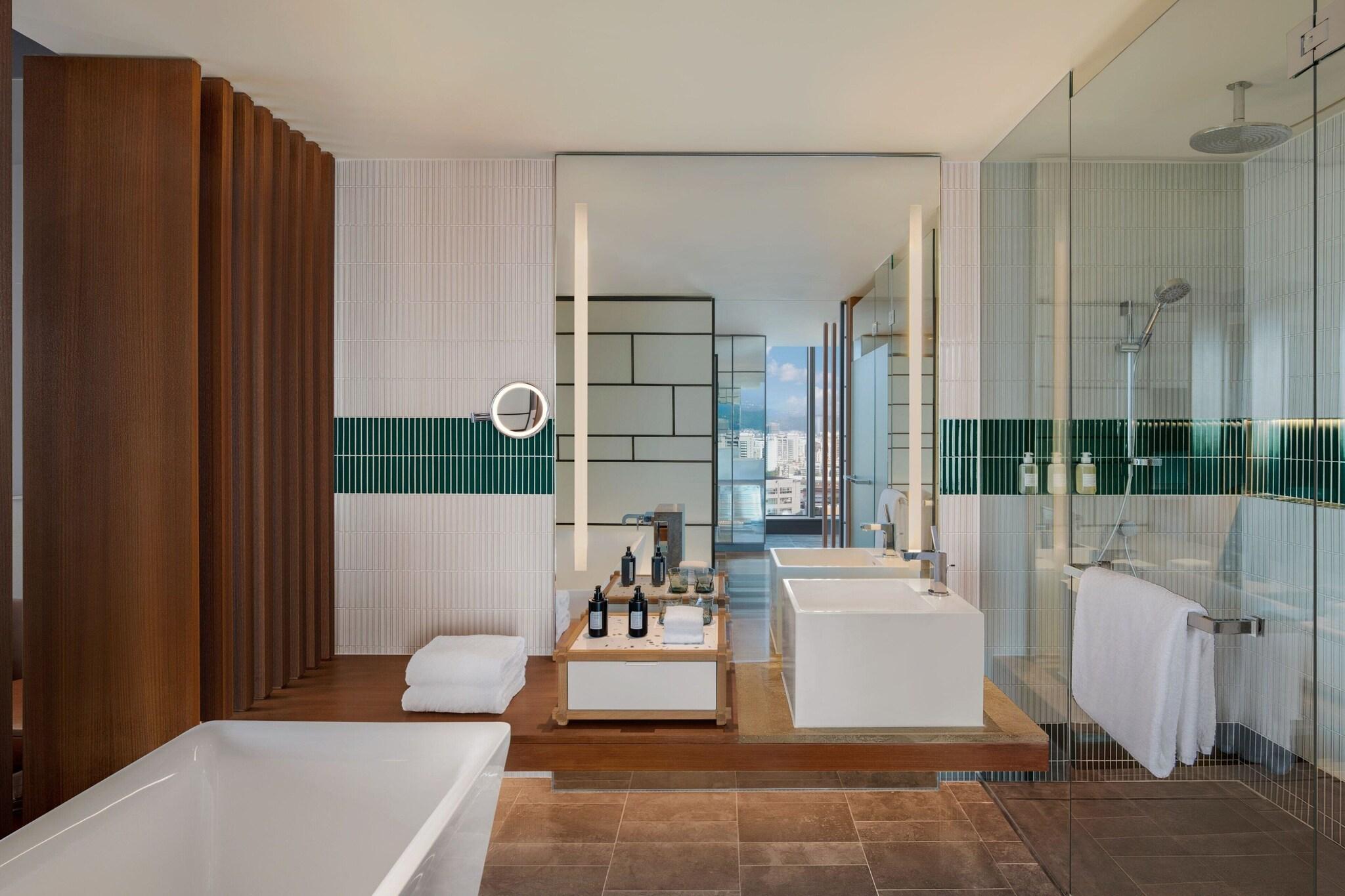 Double City View King Bed
