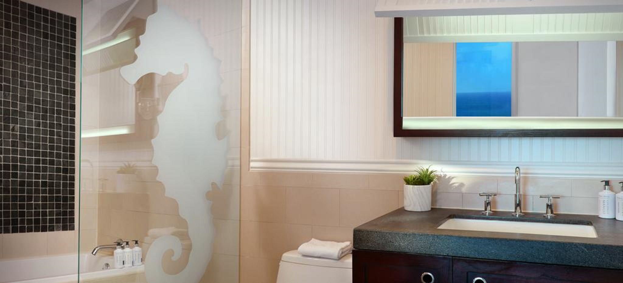 Room City View King Bed